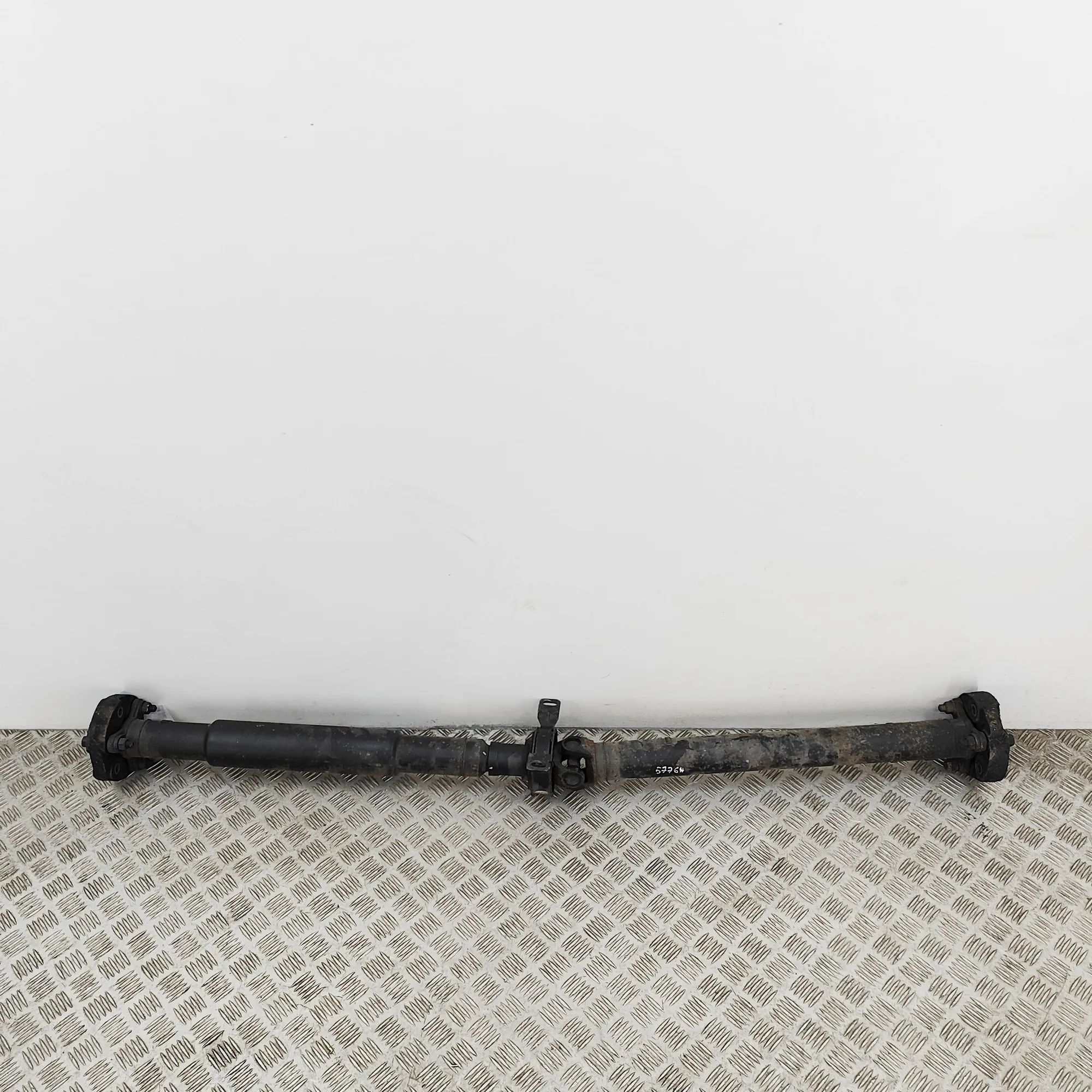 Jaguar XK Propshaft Cardan 6W83-4K145-BA Propshaft Cardan JAGUAR XK (Coupe...