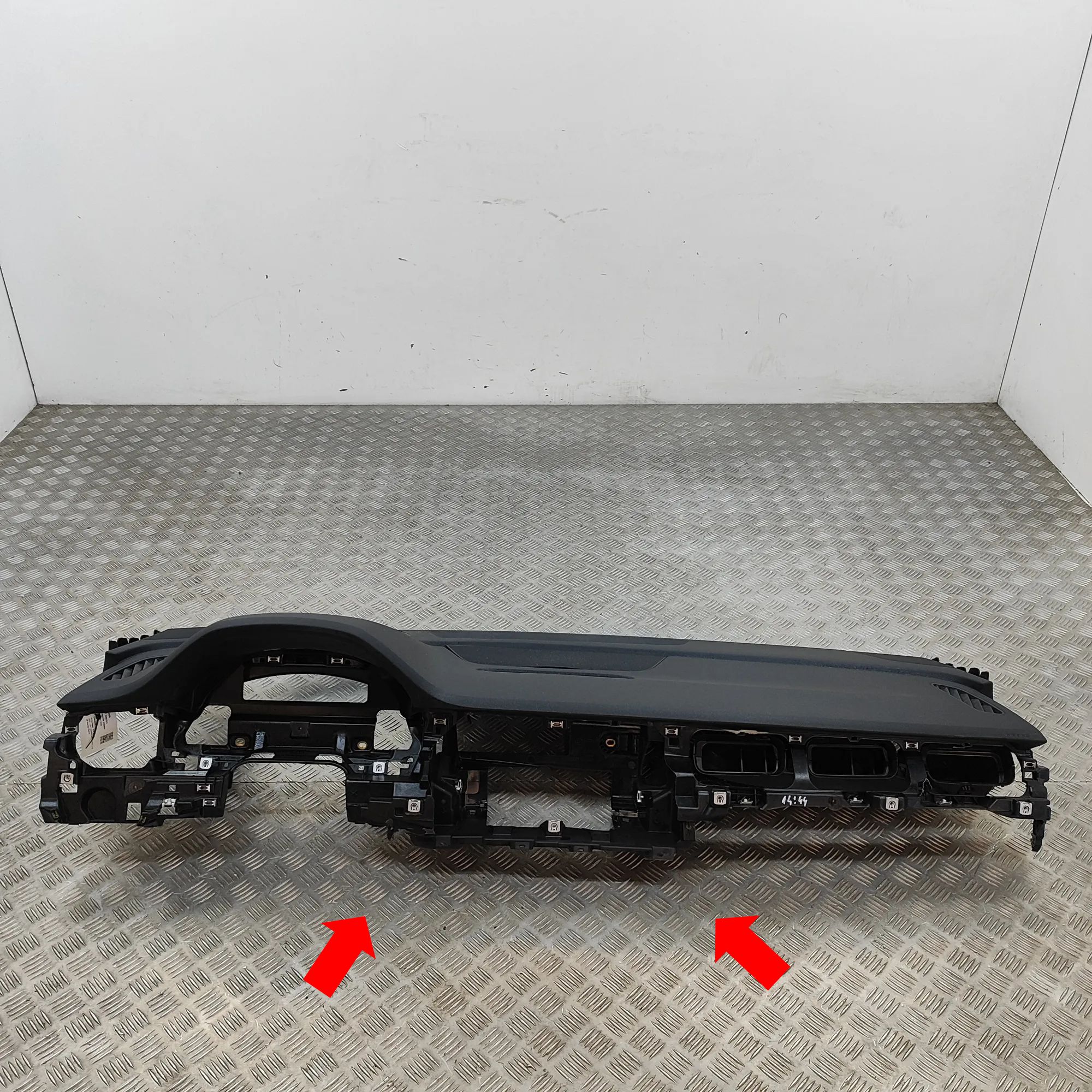 Audi Q7 (4M) Dashboard 4M1857067A Dashboard AUDI Q7 (4M) (2015-...)

P...