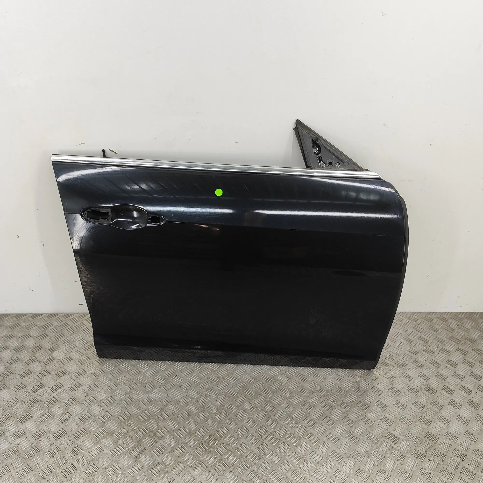 Maserati Ghibli Front Right Door 673007995 Front Right Door MASERATI GHIBLI (M15...