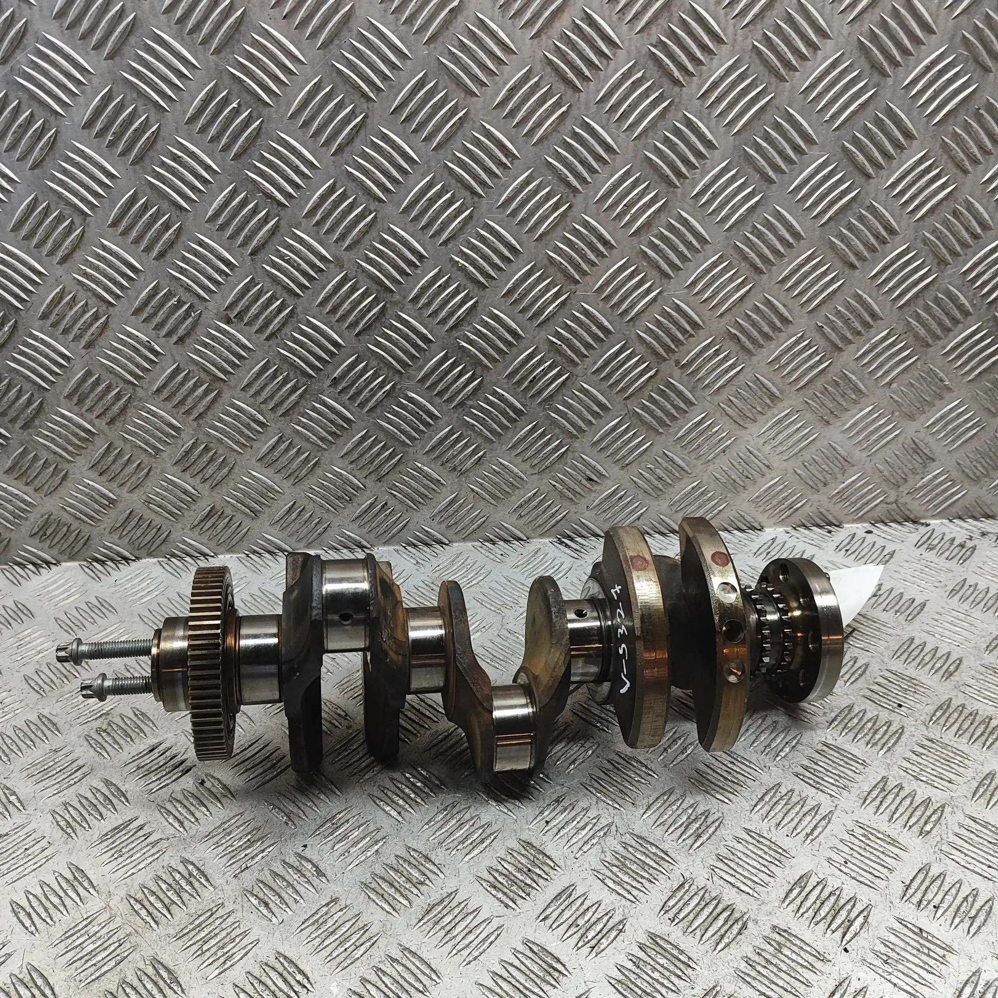 BMW 2 (F44) crankshaft 9489759 Crankshaft BMW 2 SERIES (Gran Coupe F44...