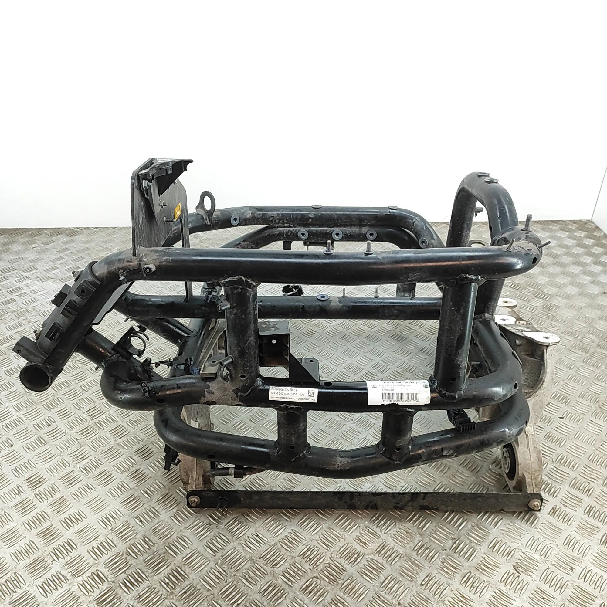Mercedes-Benz Sprinter (W907 / W910)  Vehicle Frame A9103403900, A9103420700, A9103420800, A9103420...