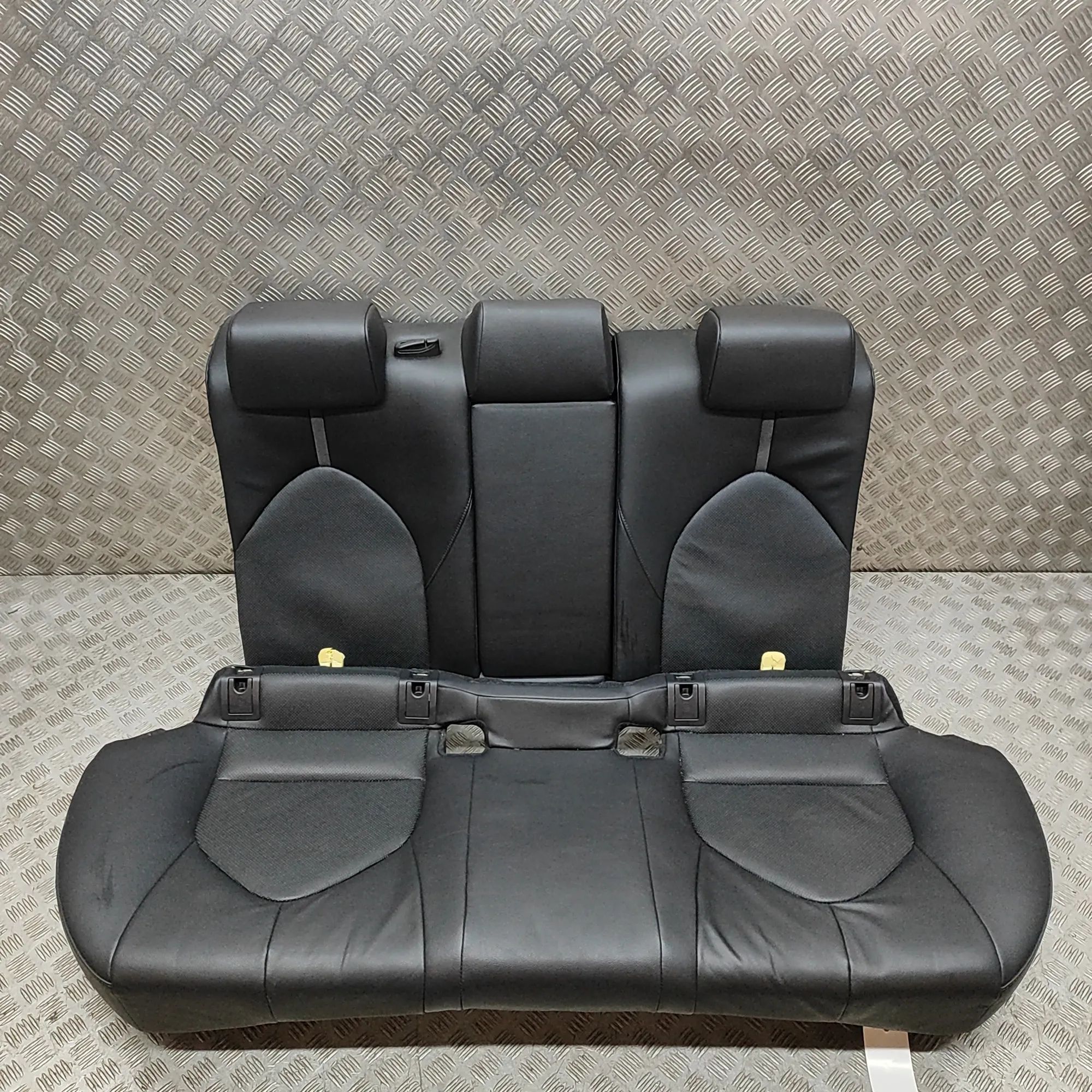 Toyota Camry Rear seat 71651-33240, 71652-33150, 71503-33130 Rear Seat...