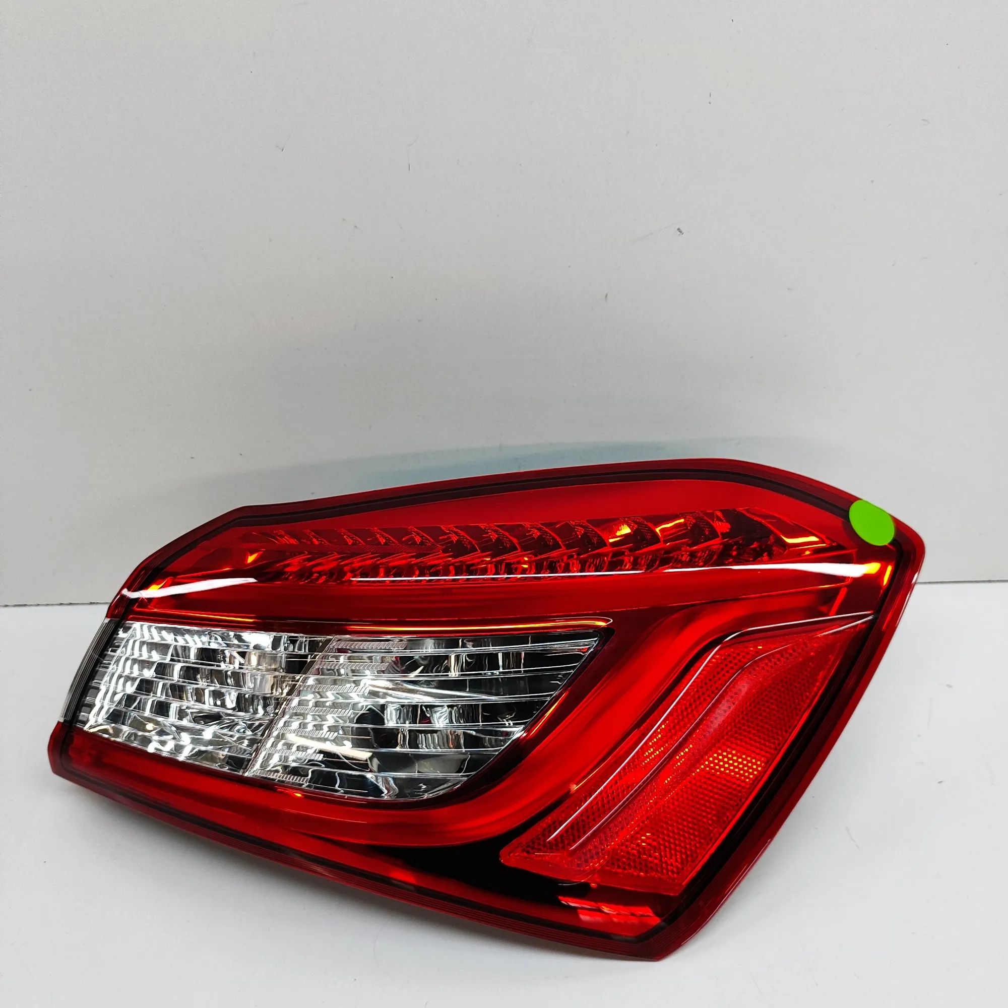 Maserati Ghibli Rear Right Tail Light 670008484 Rear Right Tail Light MASERATI GHIBLI...