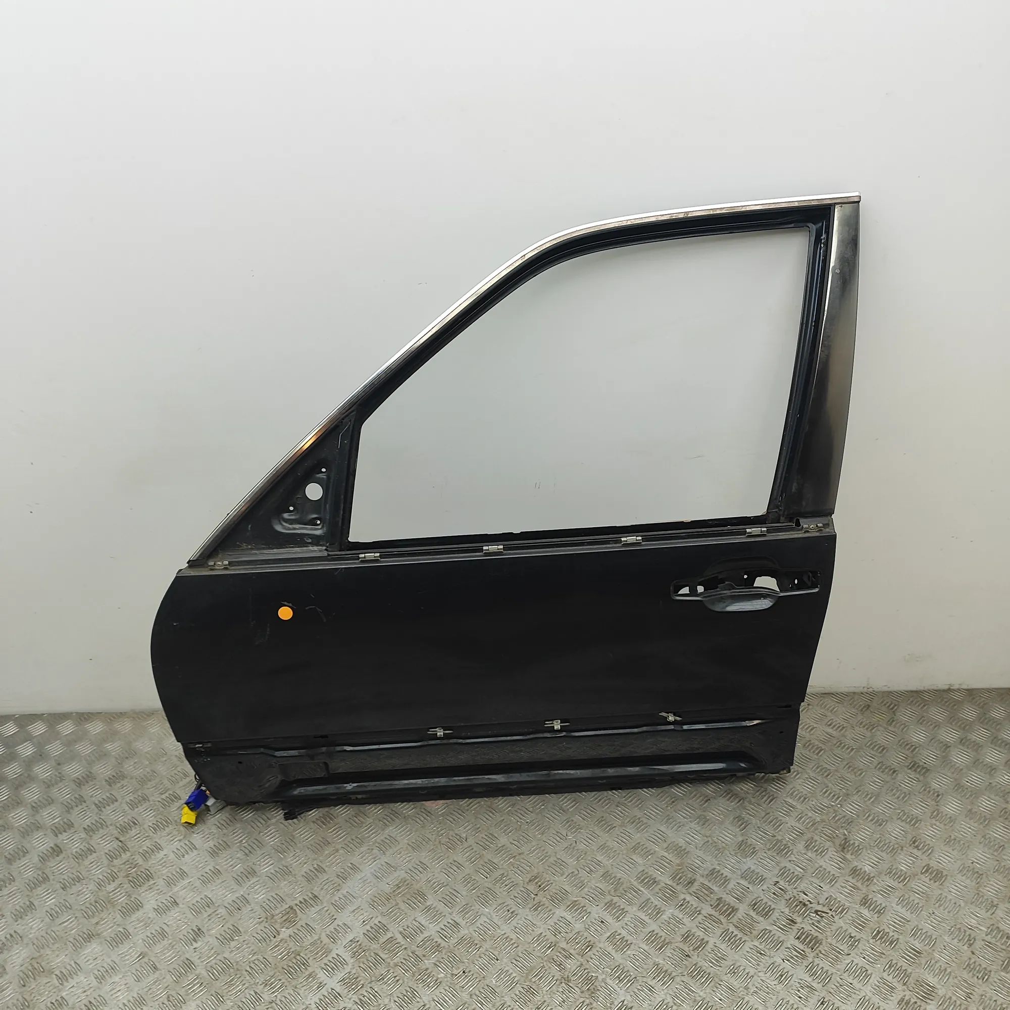 Mercedes-Benz 200 - 500 / E (W124) Front Left Door A1407202505 Front Left Door MERCEDES-BENZ S-CLA...