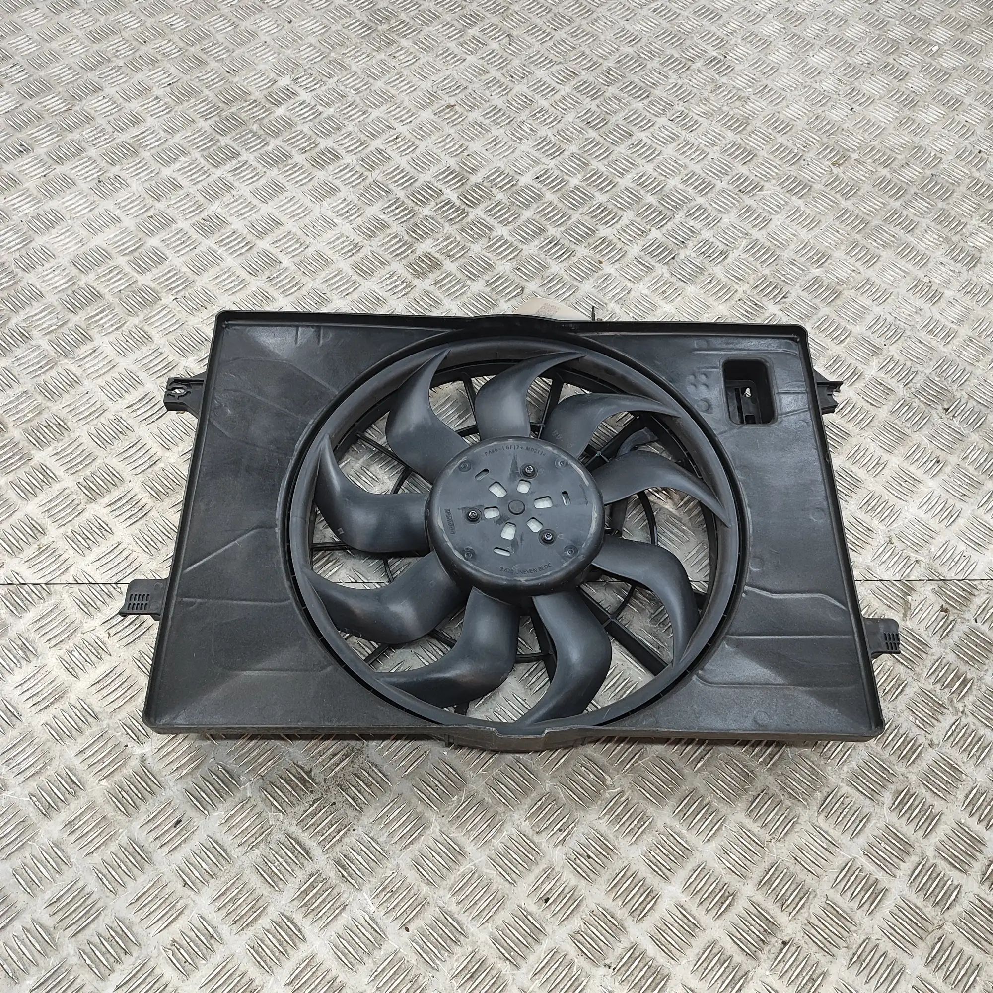 Kia Niro Engine Cooling Fan Shroud 25380-A0XXX Engine Cooling Fan Shroud KIA NIRO ...
