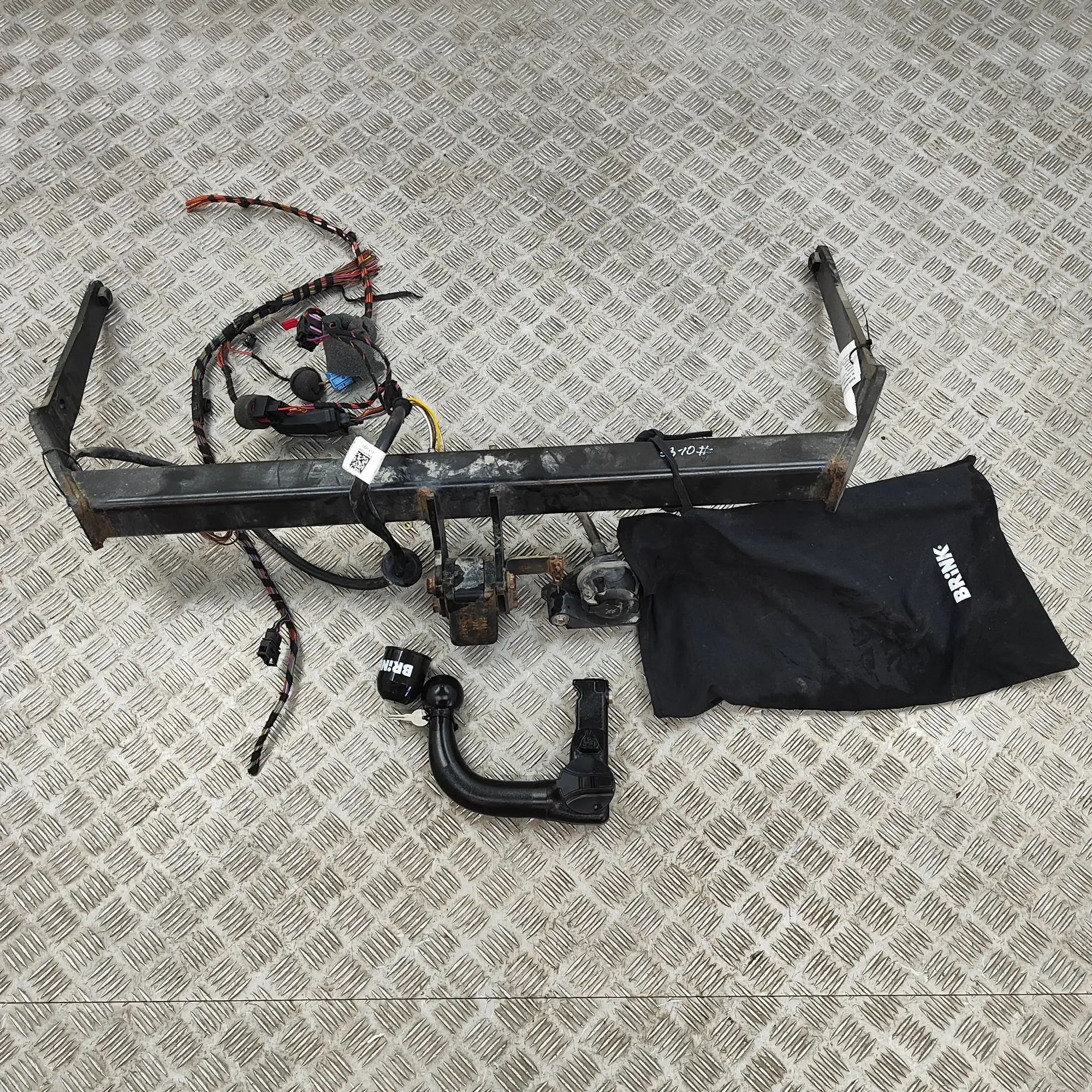 Skoda Enyaq Towbar Kit 55R0211929 Towbar Kit SKODA ENYAQ (iV SUV 5AC, ...