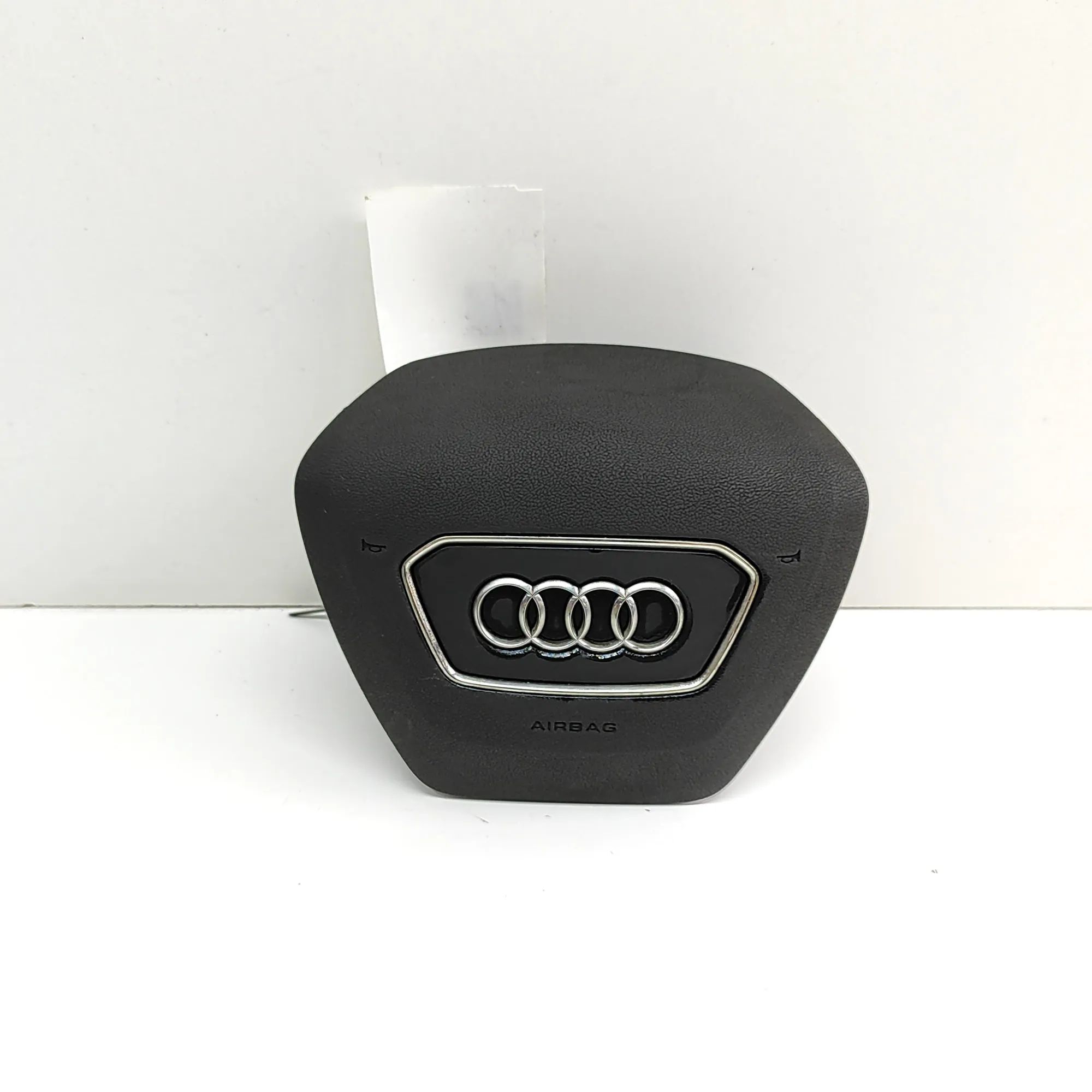Audi e-tron GT (FW) Steering Wheel Safety Bag SRS 4N0880201P Steering Wheel Safety Bag SRS AUDI E...