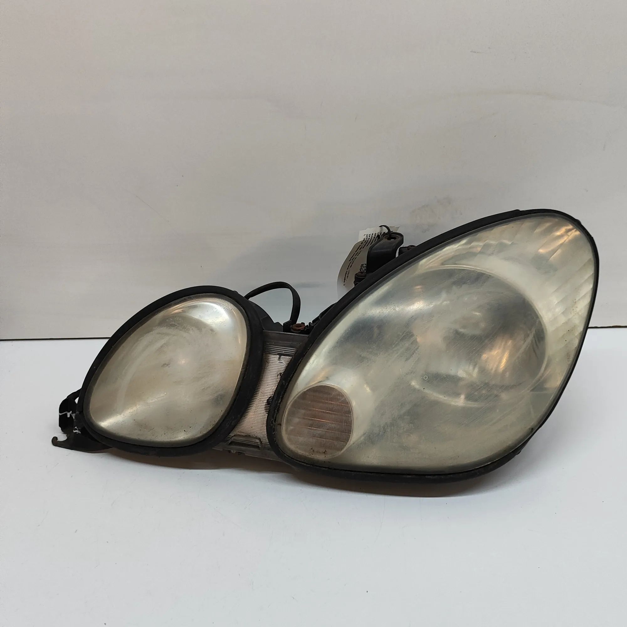 Lexus GS Front Left Headlight 81150-3A520 Front Left Headlight LEXUS GS (JZS1...
