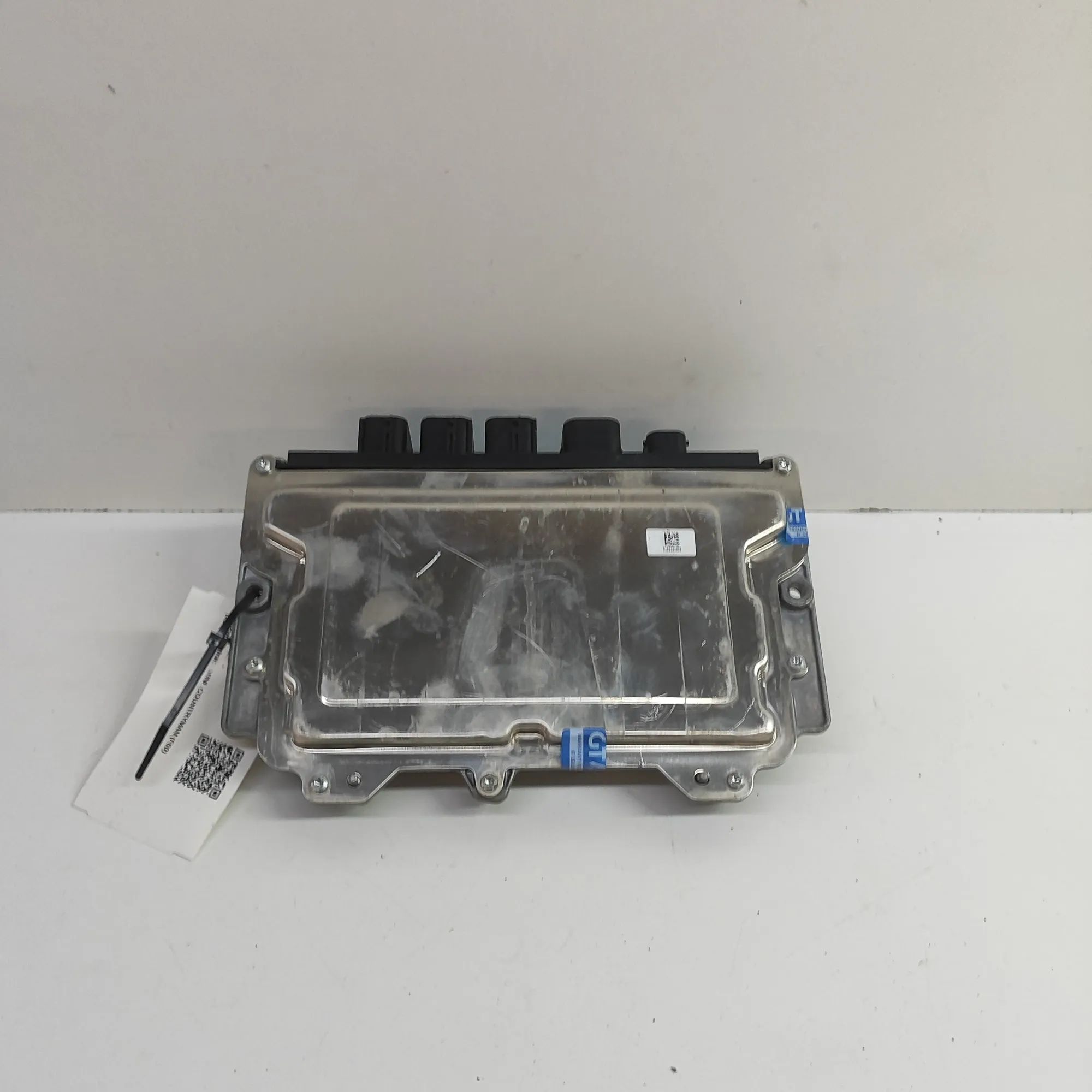Mini Countryman (F60) Engine Control Unit 9897258 Engine Control Unit MINI COUNTRYMAN (F6...