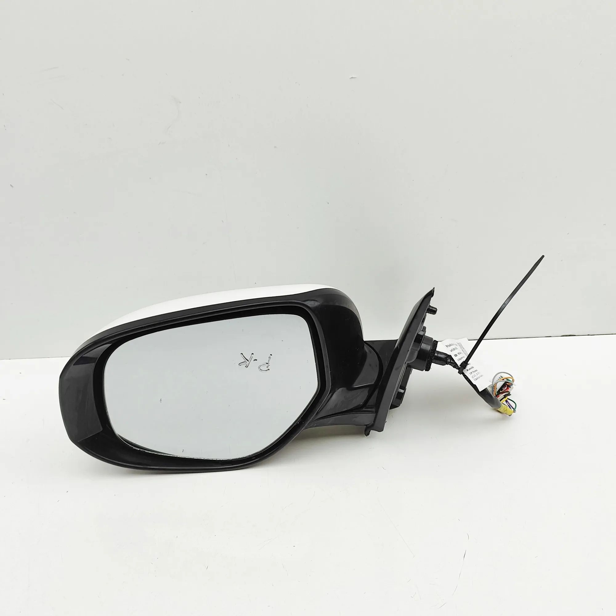 Mitsubishi Outlander Left Side Wing Mirror 7632C531 Left Side Wing Mirror MITSUBISHI OUTLA...
