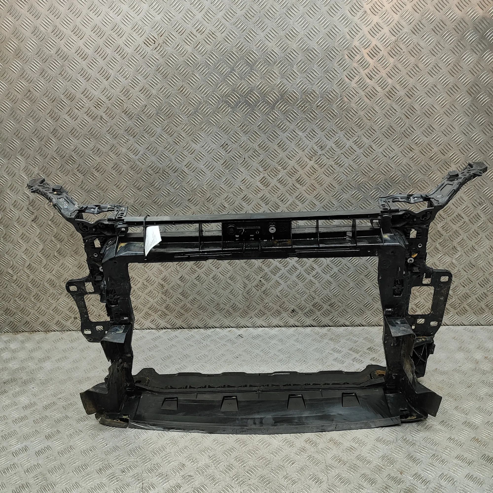 Audi Q3 (F3) Slam Panel Frame Kit 83A805594H Slam Panel Frame Kit AUDI Q3 (F3) (2...