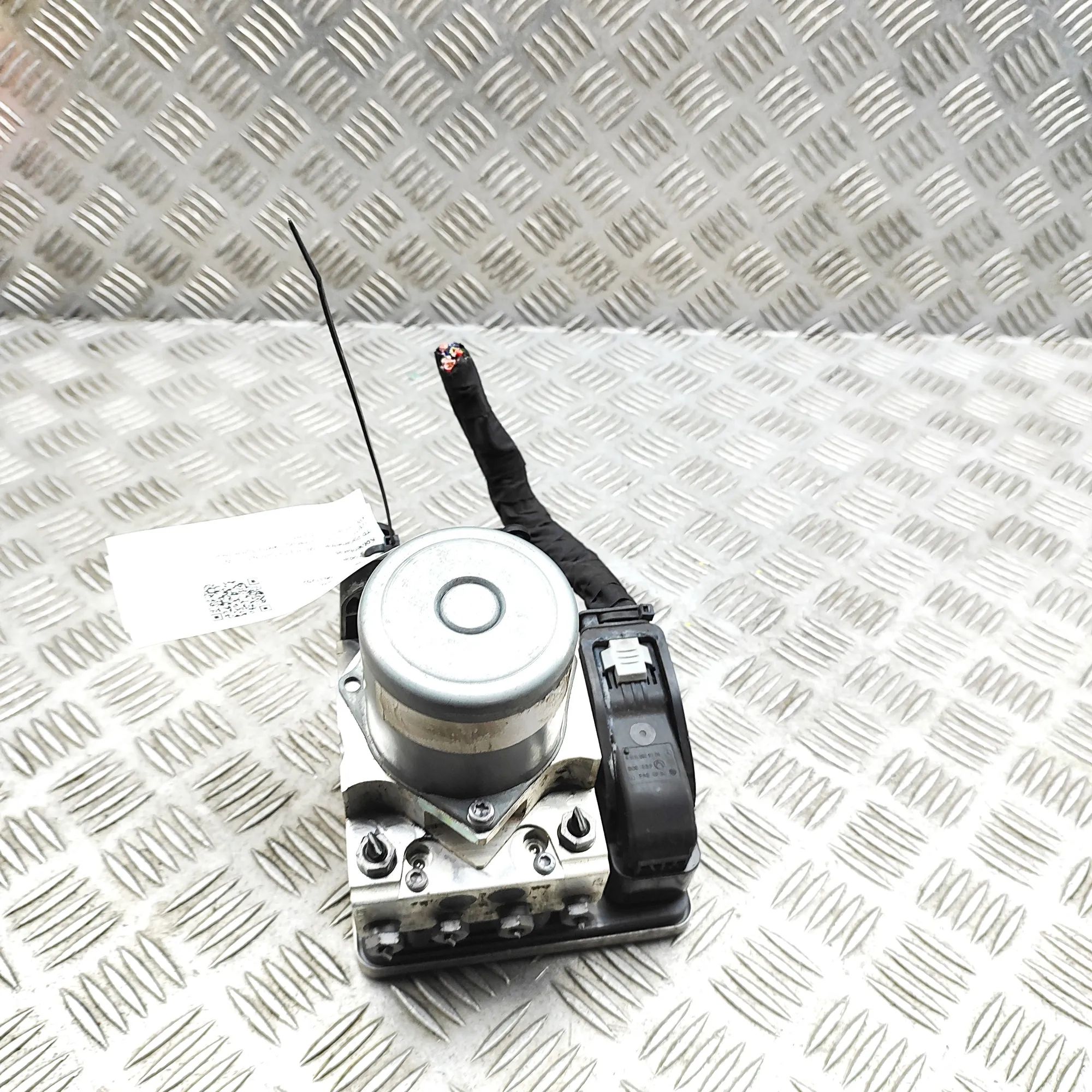 Mercedes-Benz A (W177) ABS hydraulic pump A2139009035 ABS Pump MERCEDES-BENZ E-CLASS (W21...