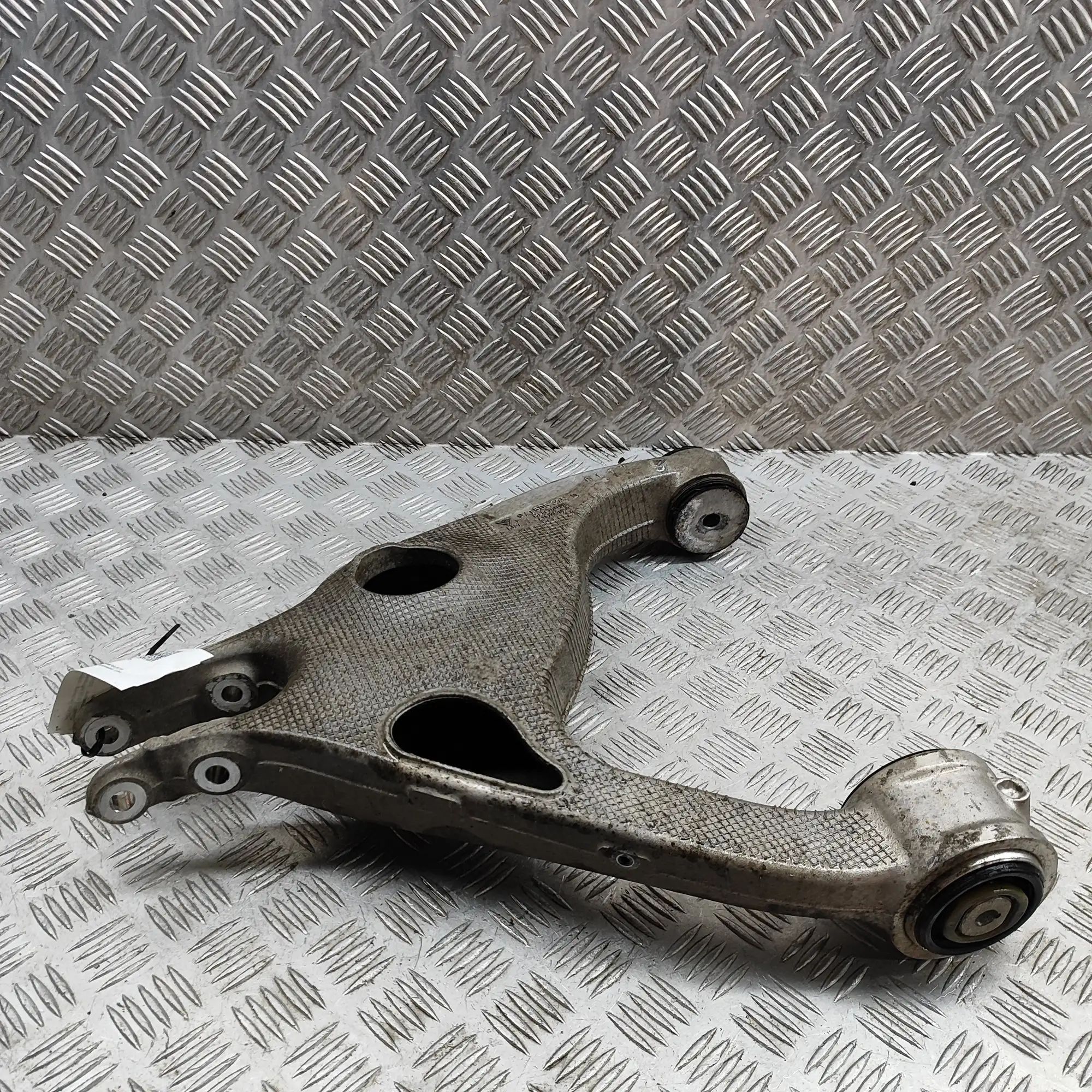 Porsche Panamera Rear Left Lower Control Arm 971.505.375.D, 971505375D Rear Left Lower Contr...