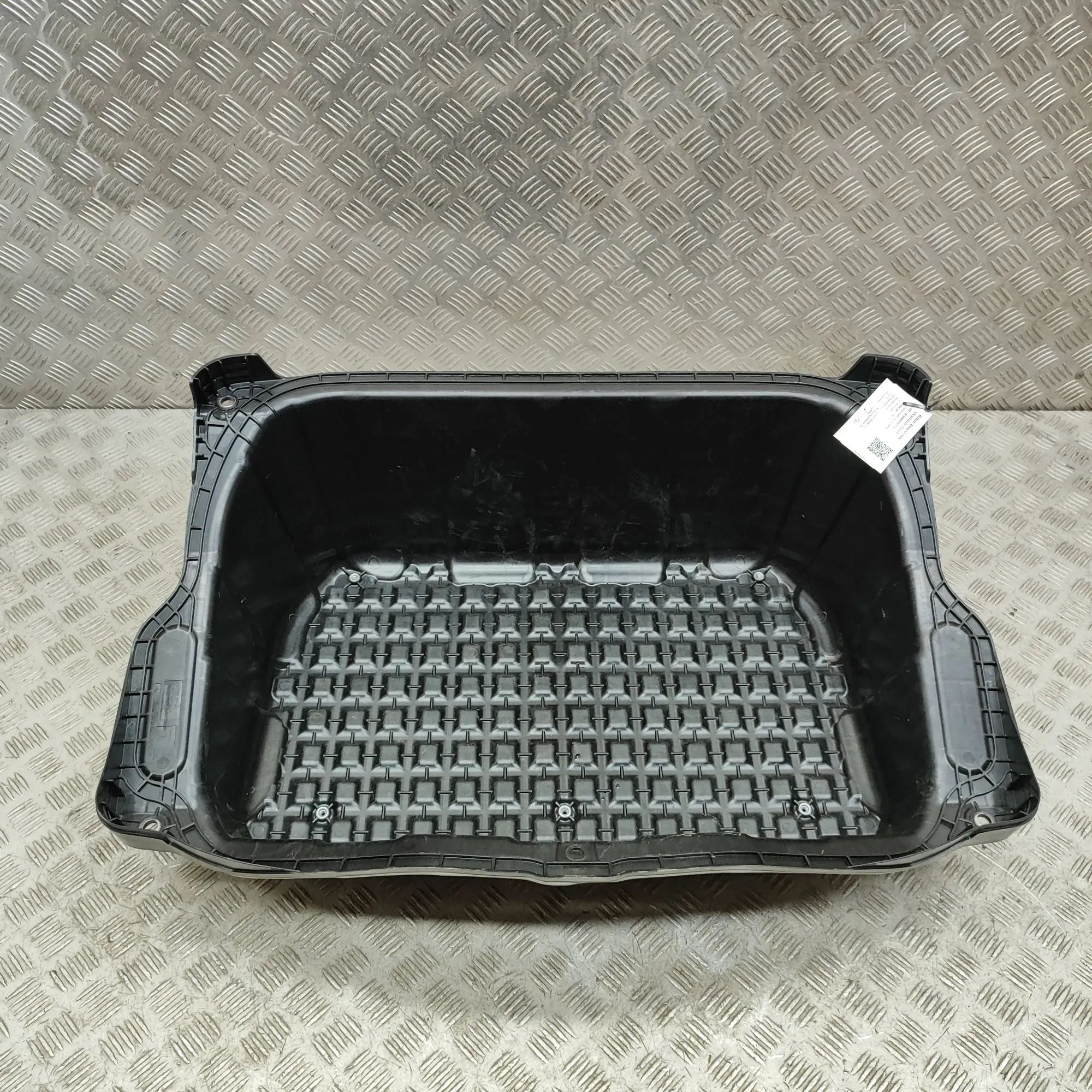 Tesla Model Y Other Boot Trunk Parts 1487751-00-D Other Boot Trunk Parts TESLA MODEL...