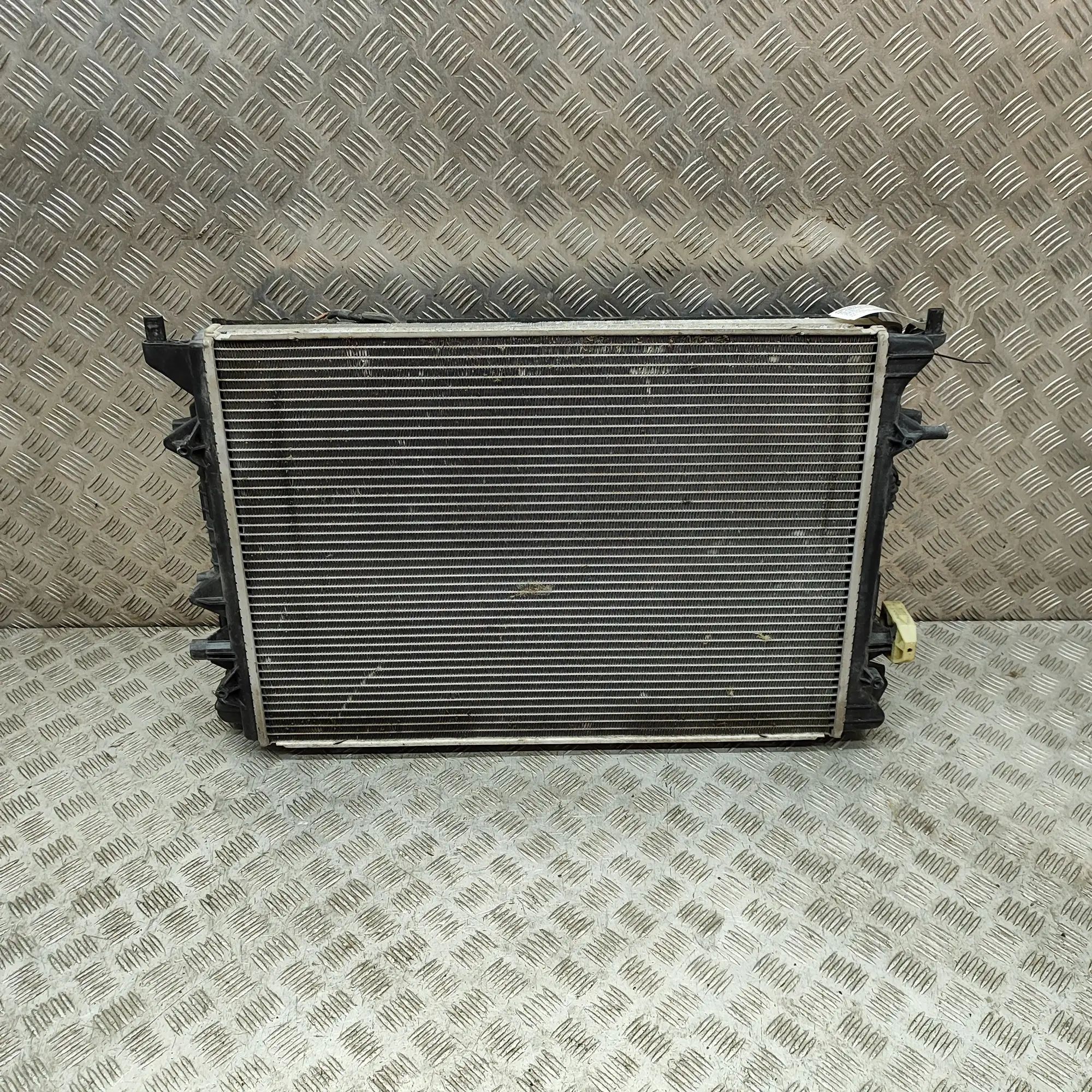 Volkswagen Caddy (2K) Cooling Radiator Pack 5K0121251Q, 5K0121251S, 1K0959455FR Cooling Rad...