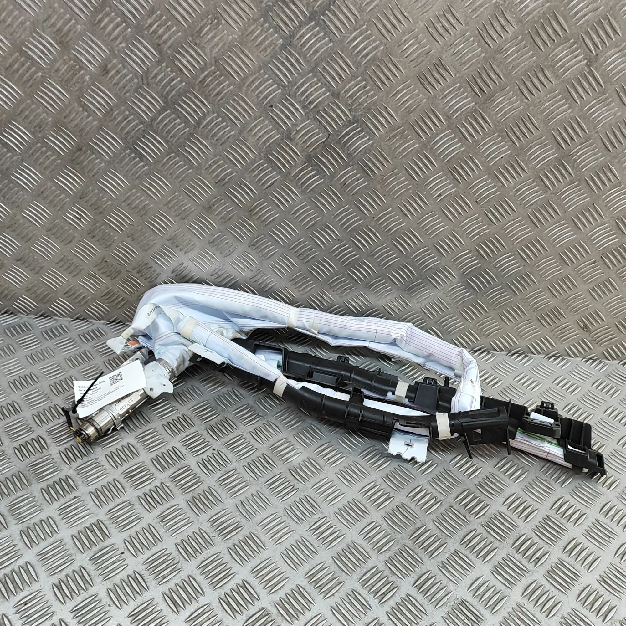 Lexus RX Right Side Roof Safety Curtain SRS 62170-48160 Right Side Roof Safety Curtain SRS ...