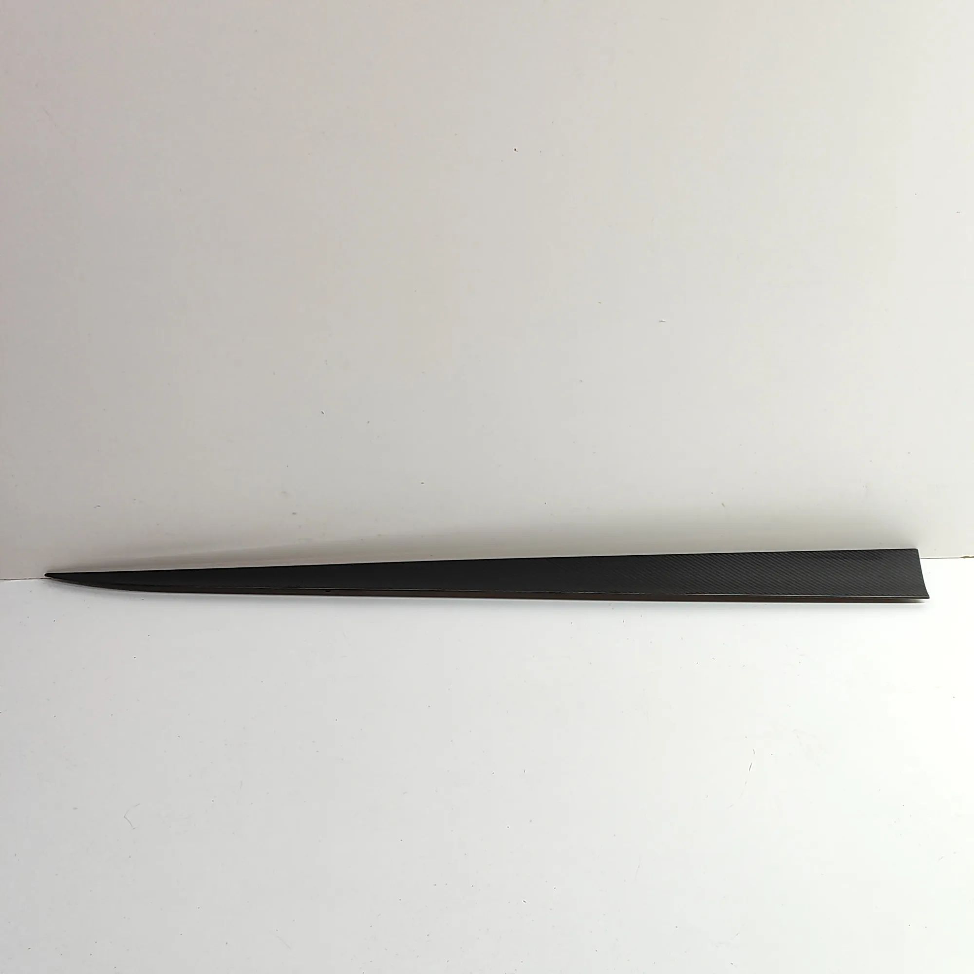 Audi e-tron GT (FW) Front Right Door Lower Molding 4J3853960A Front Right Door Lower Molding AUDI ...