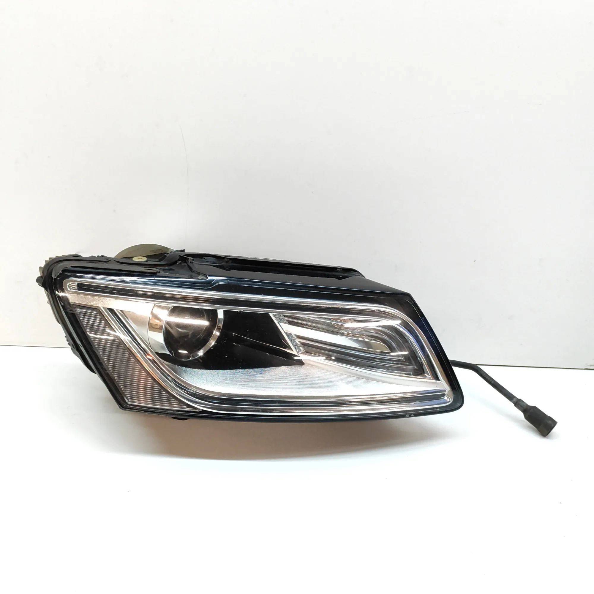 Audi Q5 (8R) Front Right Headlight 90038853, 8K0941597B, 28357987, 4G0907697D, 8R0...