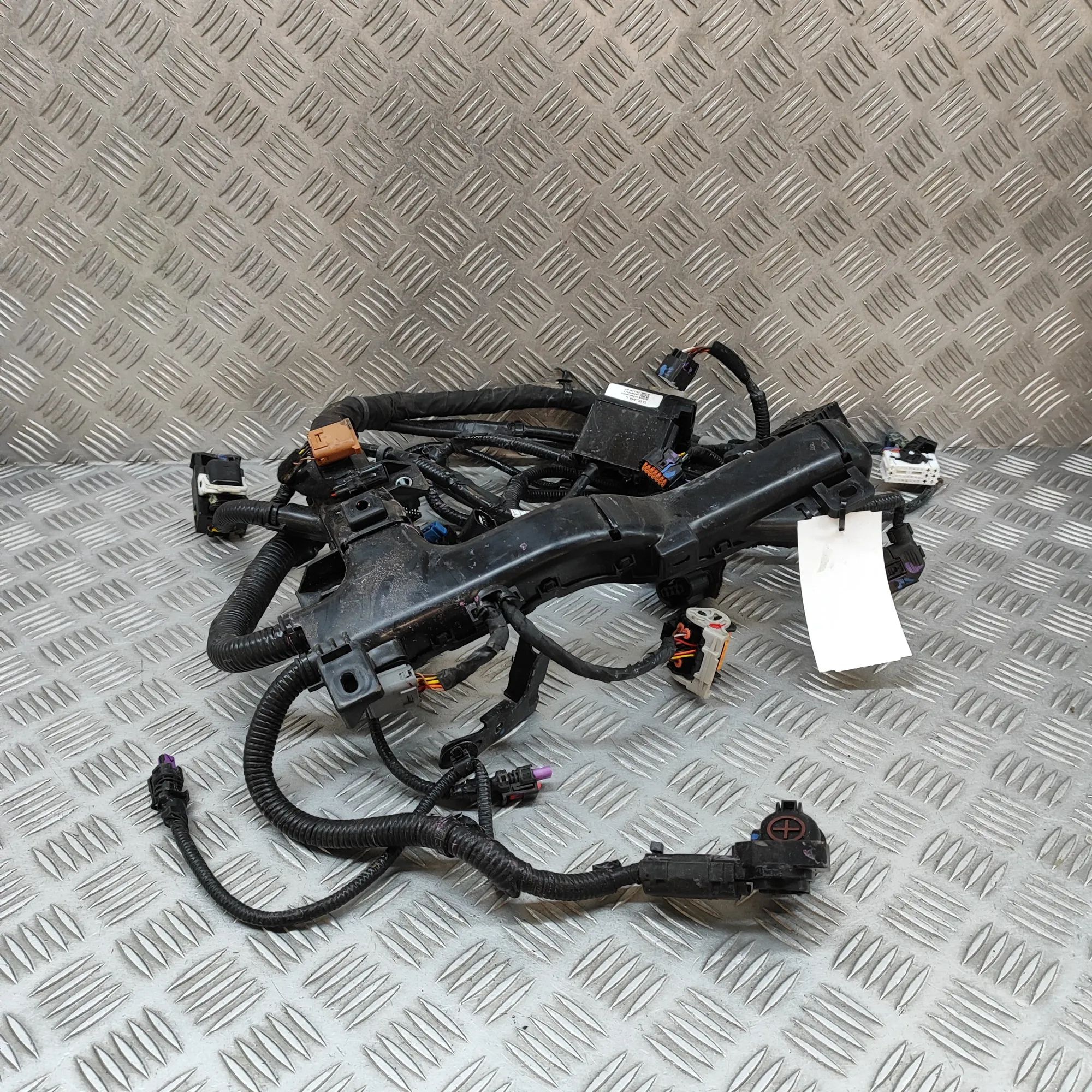 Hyundai Kona Engine Cable Harness 91400-HF010 Engine Cable Harness HYUNDAI KONA (...