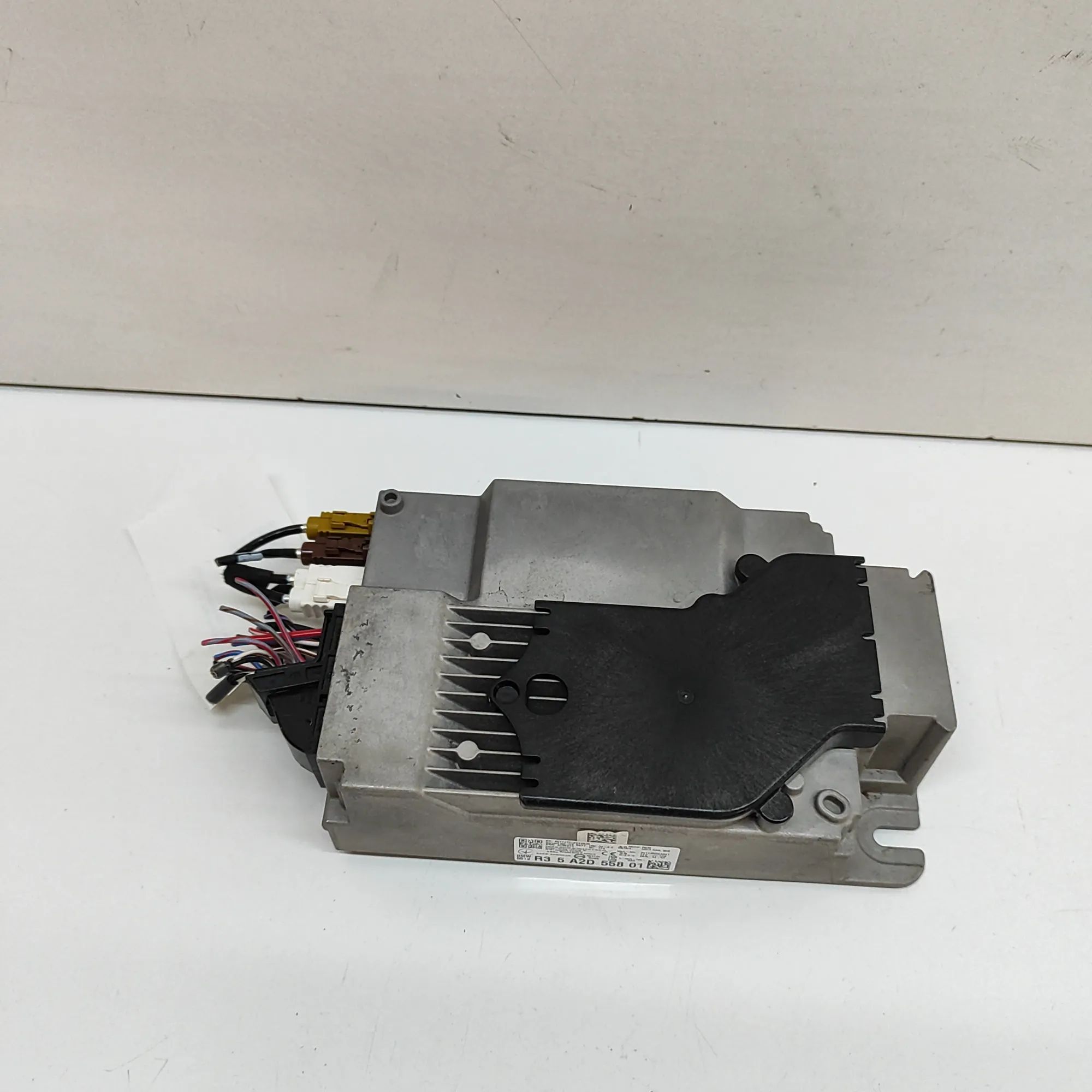BMW 8 (G15) Sound amplifier 5A2D558 Sound Amplifier BMW 8 SERIES (Gran Coup...
