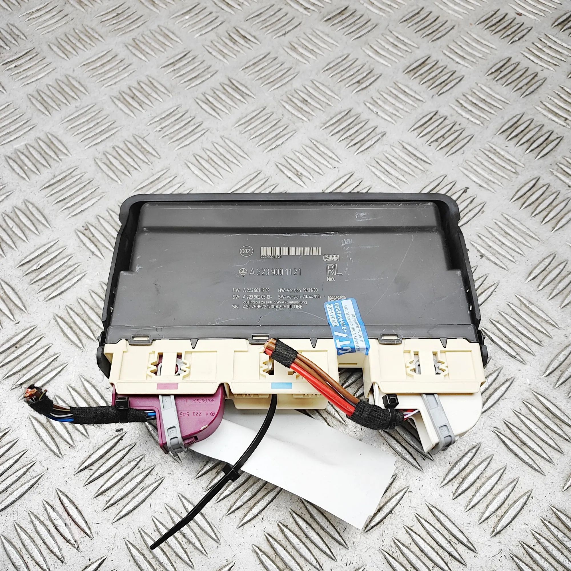 Mercedes-Benz EQS (V297 / X296) Rear Seat Control Unit A2239011208, A2239020513, A2C75952217, A2239001...