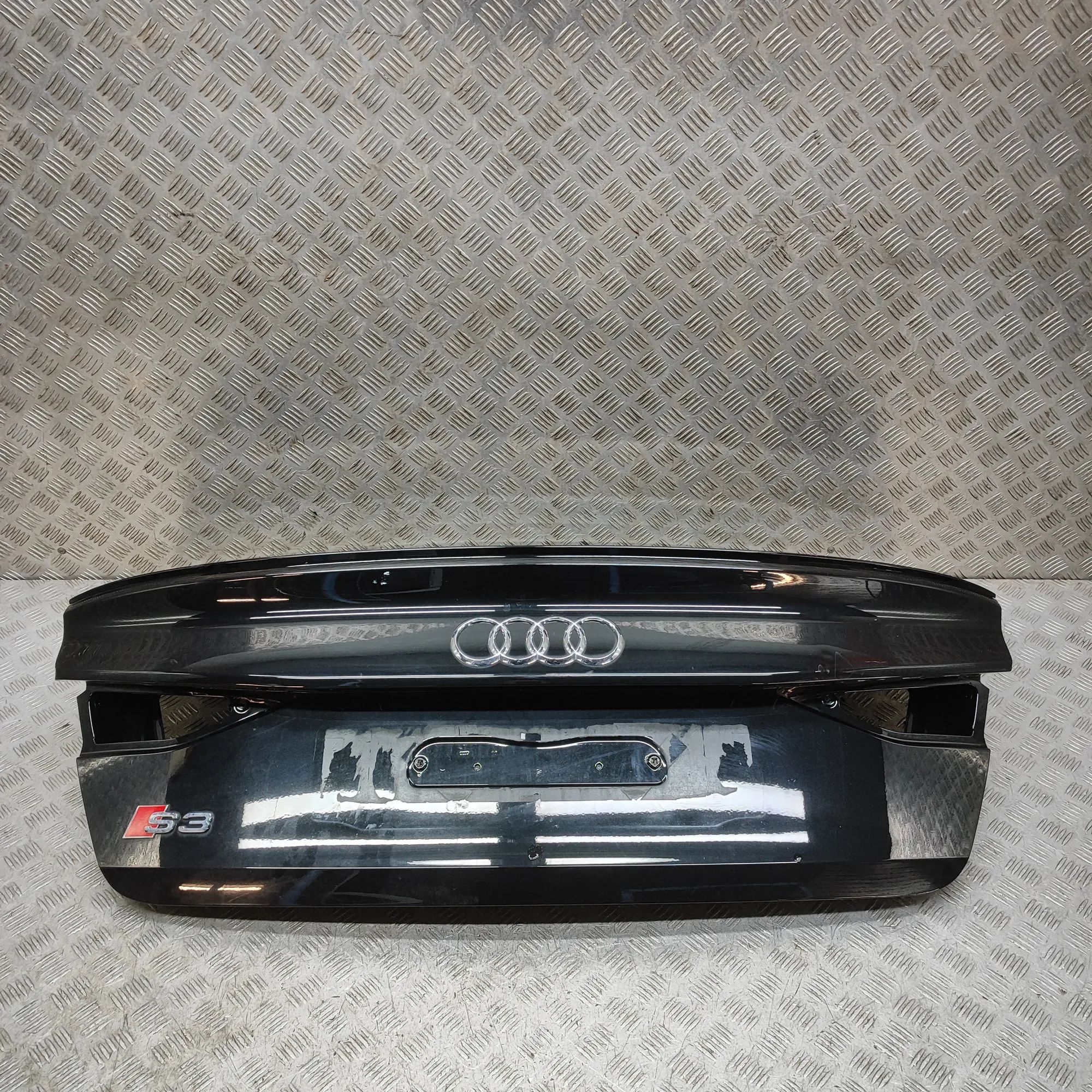 Audi A3 (8V) Tailgate Bootlid 8Y5827025 Tailgate Bootlid AUDI A3 (Limousine 8...
