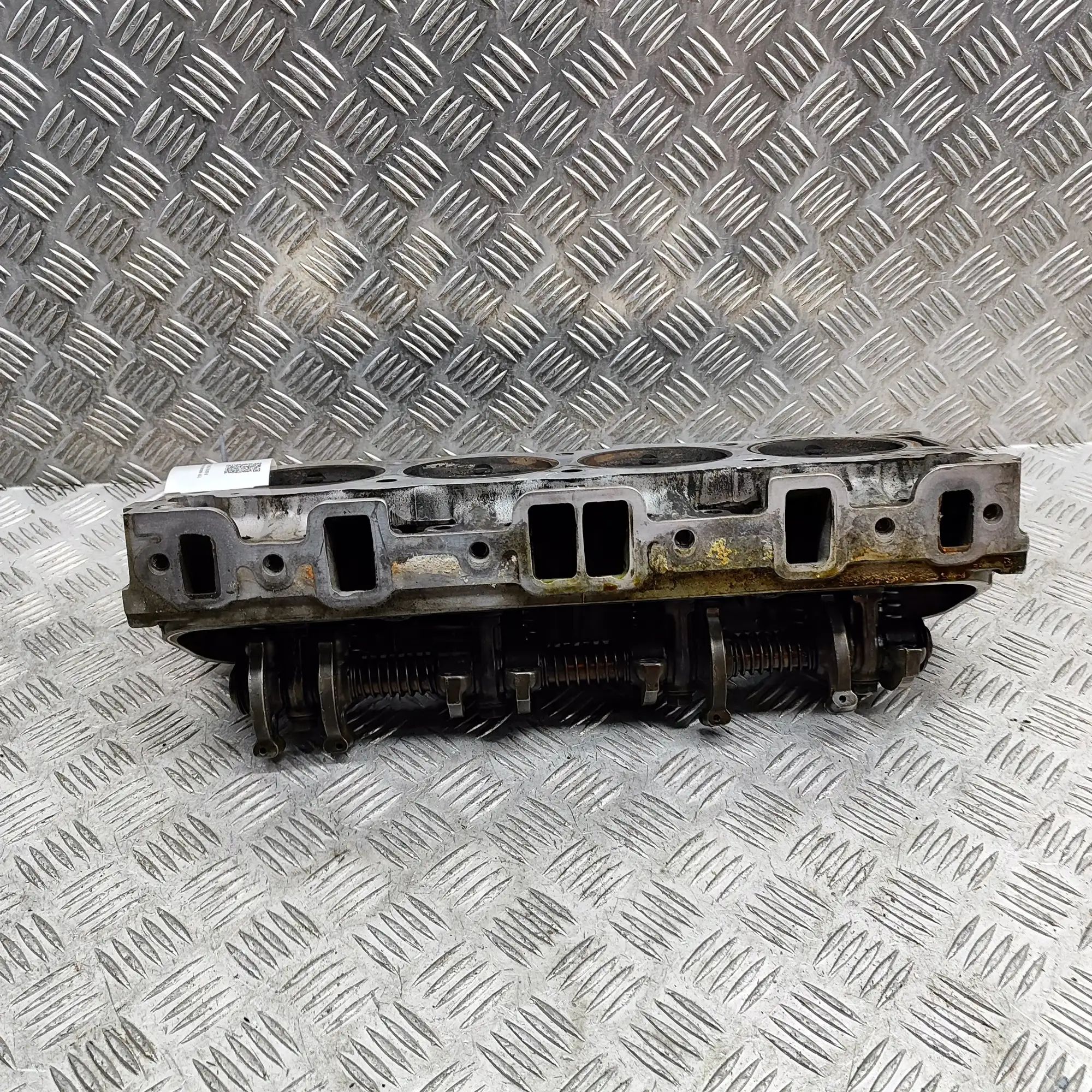 Land Rover Range Rover Engine Cylinder Head LR006048, HRC2479 Engine Cylinder Head LAND ROV...