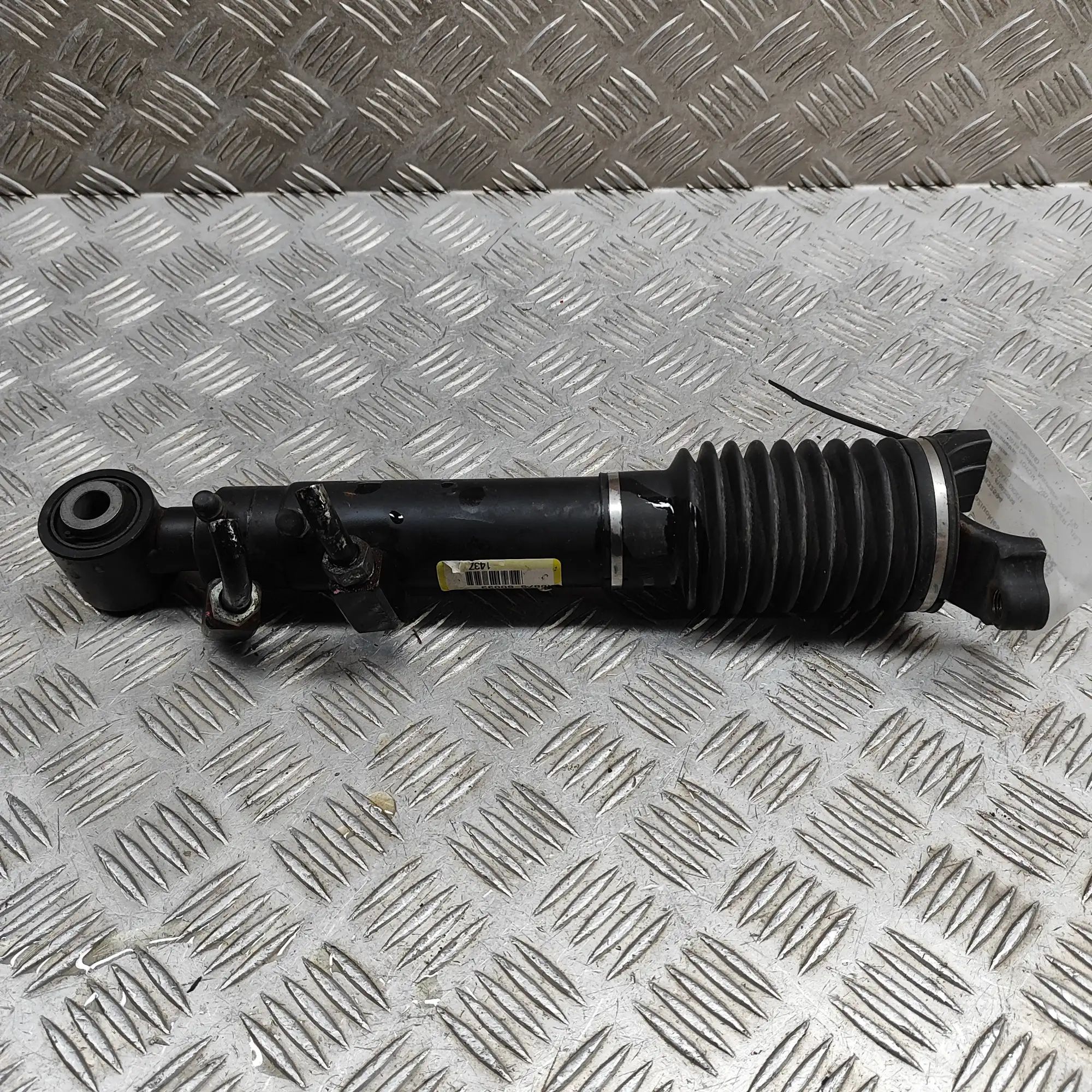 Toyota Land Cruiser 150 Other Suspension Parts 48875-60033 Other Suspension Parts TOYOTA LAND ...