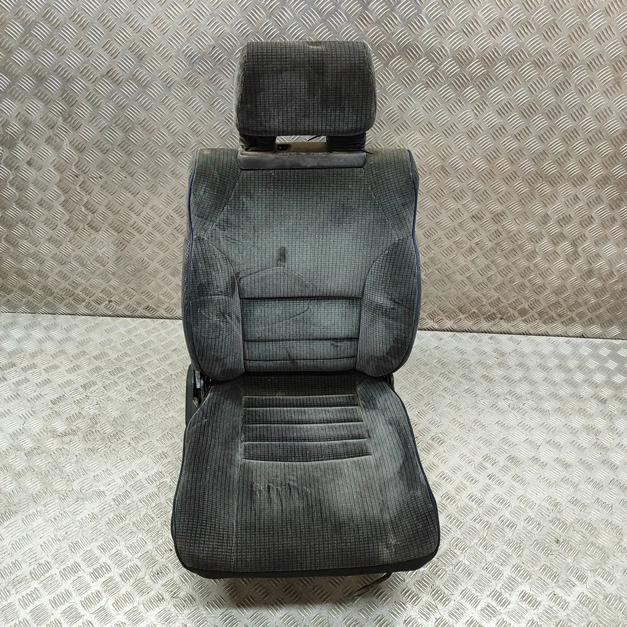 Toyota Camry Front Right Seat 71430-17240, 71410-17160 Front Right Seat TOYOT...