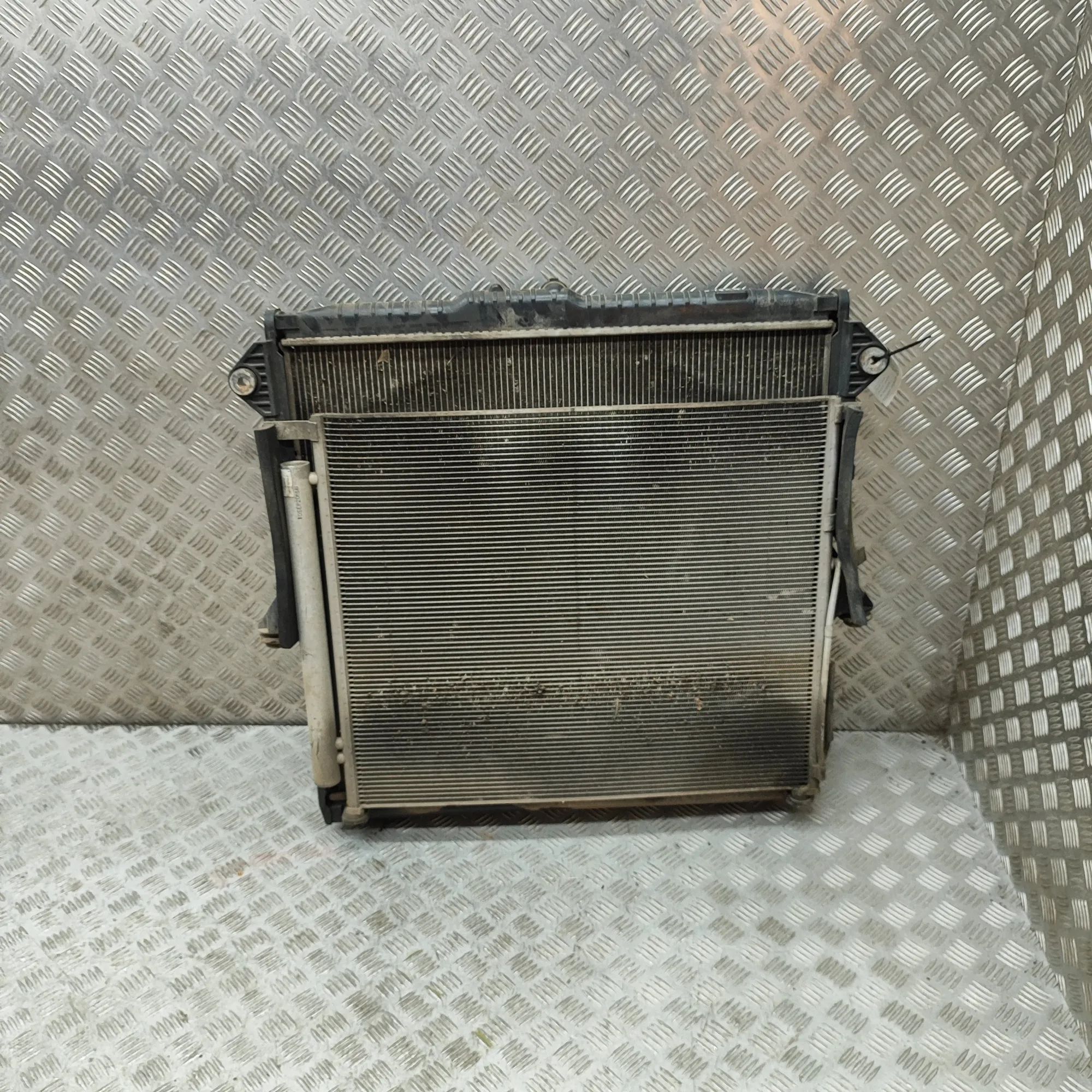 Ford Ranger Cooling Radiator Pack EB3G-8005-C2A, AB39-19710-AB Cooling Radiator P...