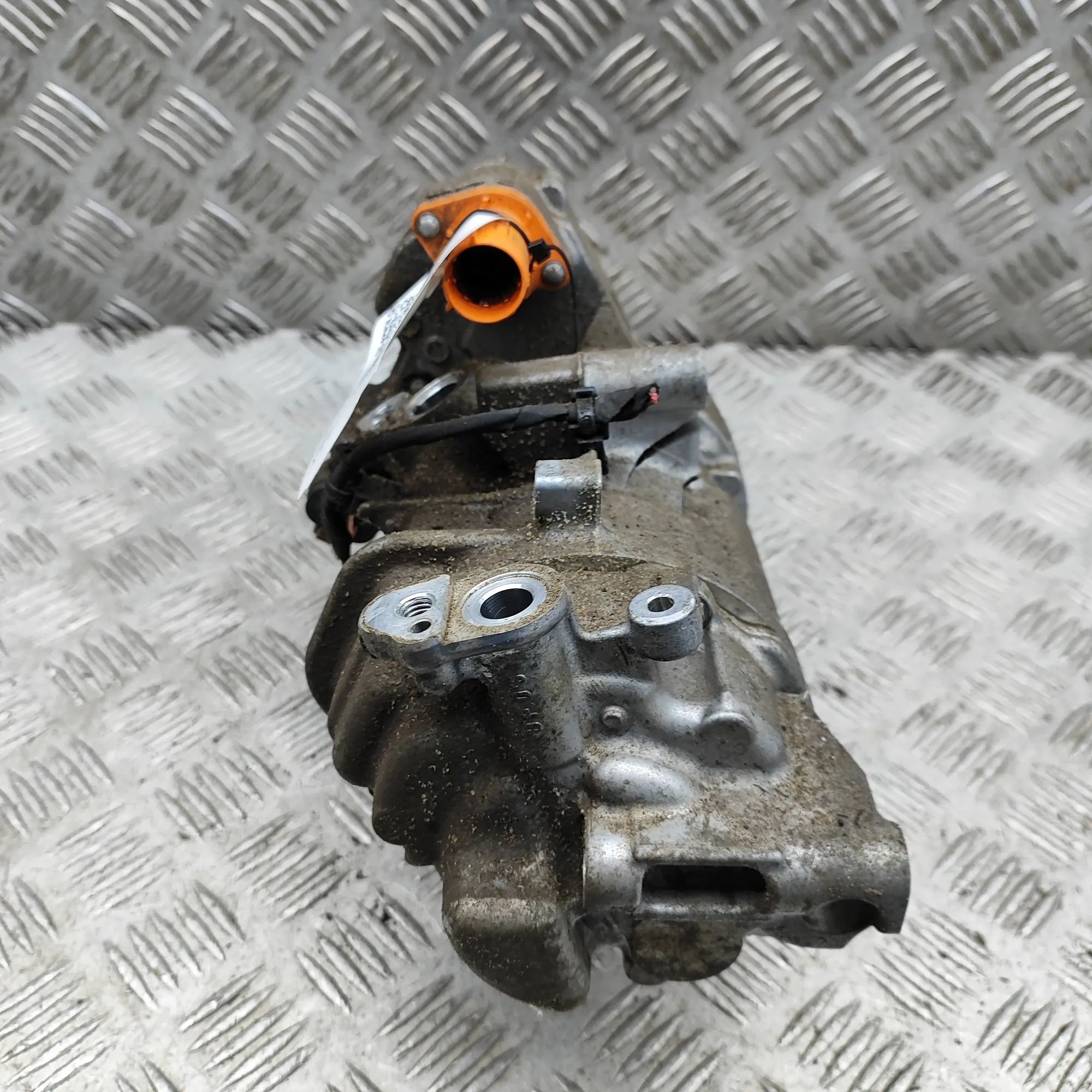 Mercedes-Benz GLA / EQA (H247) Air Condition A/C Pump A0008307804 Air Condition A/C Pump MERCEDES-BEN...