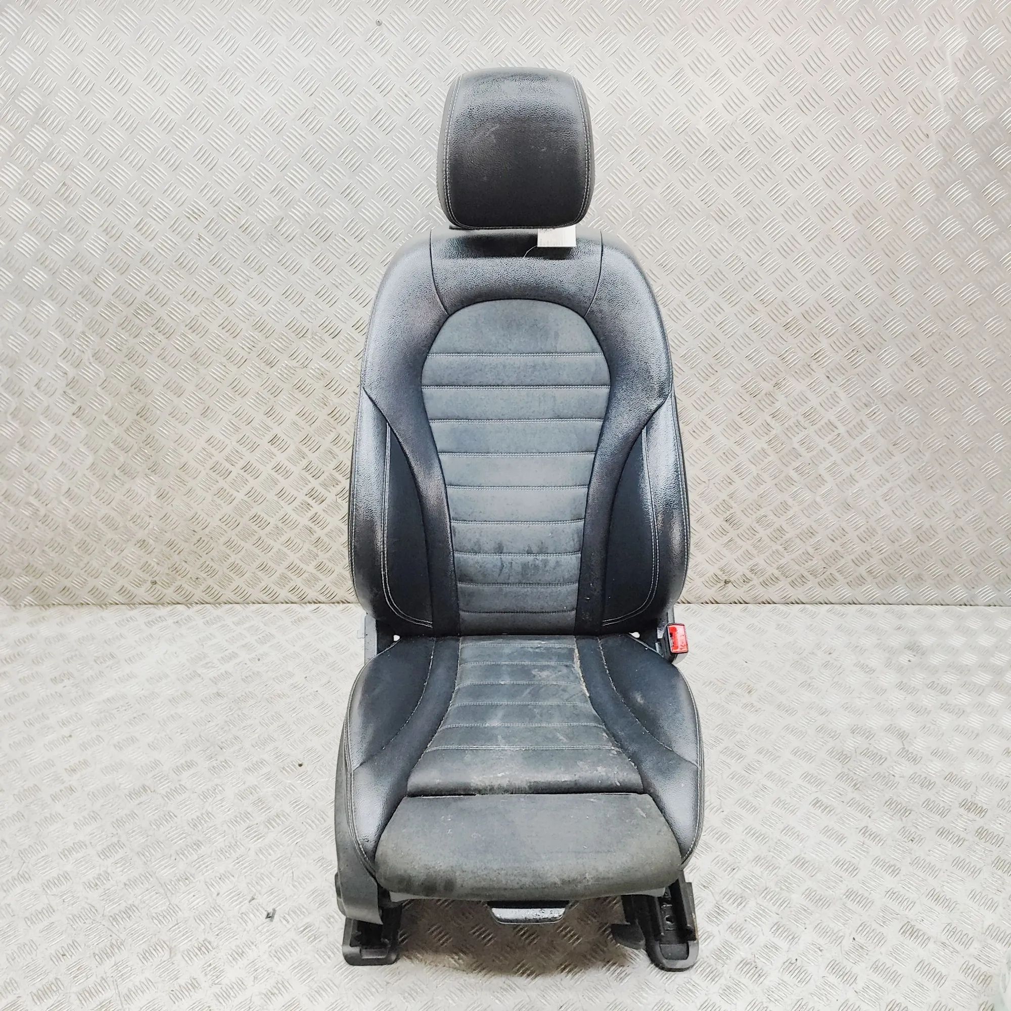 Mercedes-Benz GLC (X253) Front Right Seat A0009108202 Front Right Seat MERCEDES-BENZ GLC ...