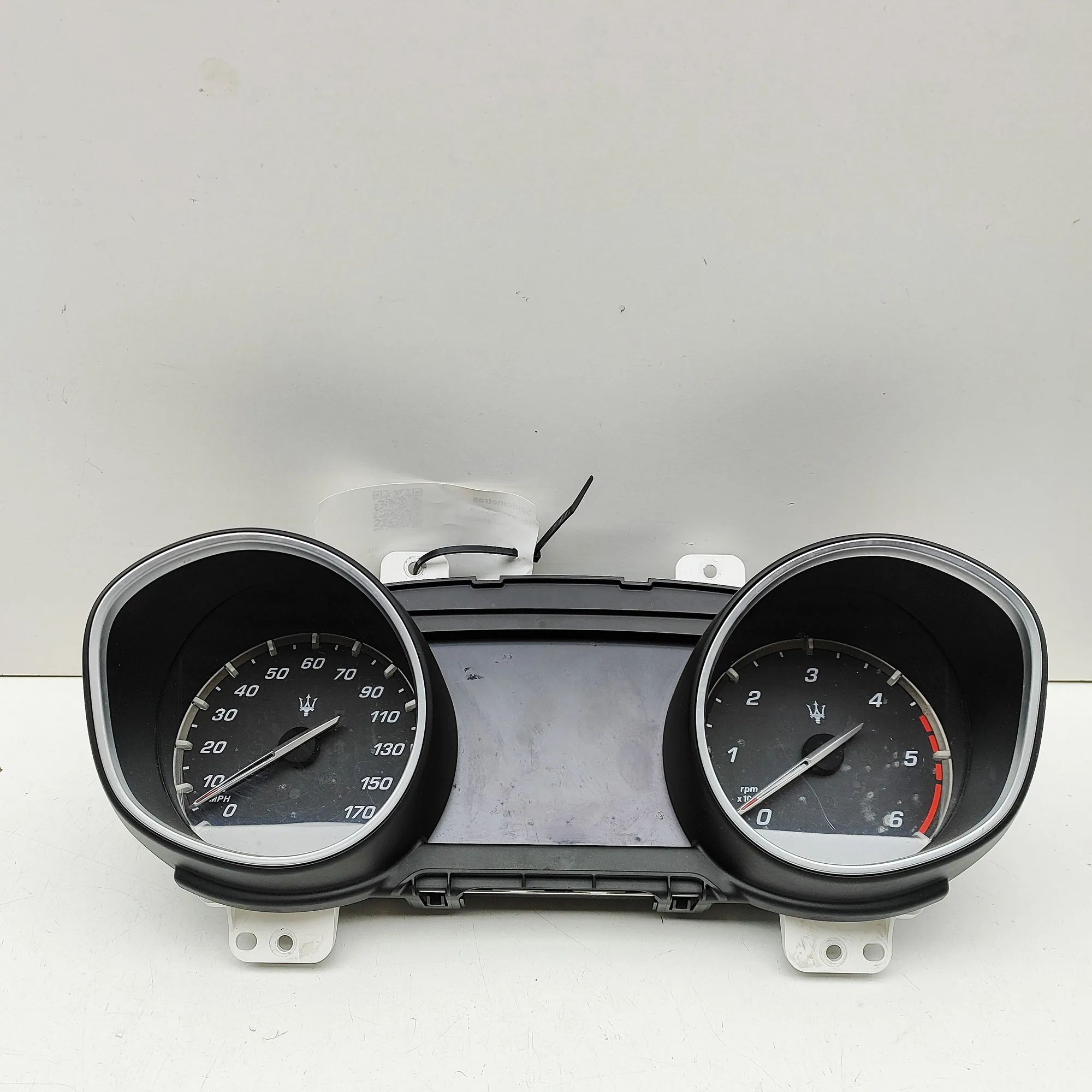 Maserati Levante Instrument Cluster Speedometer 670105583 Instrument Cluster Speedometer MASERA...