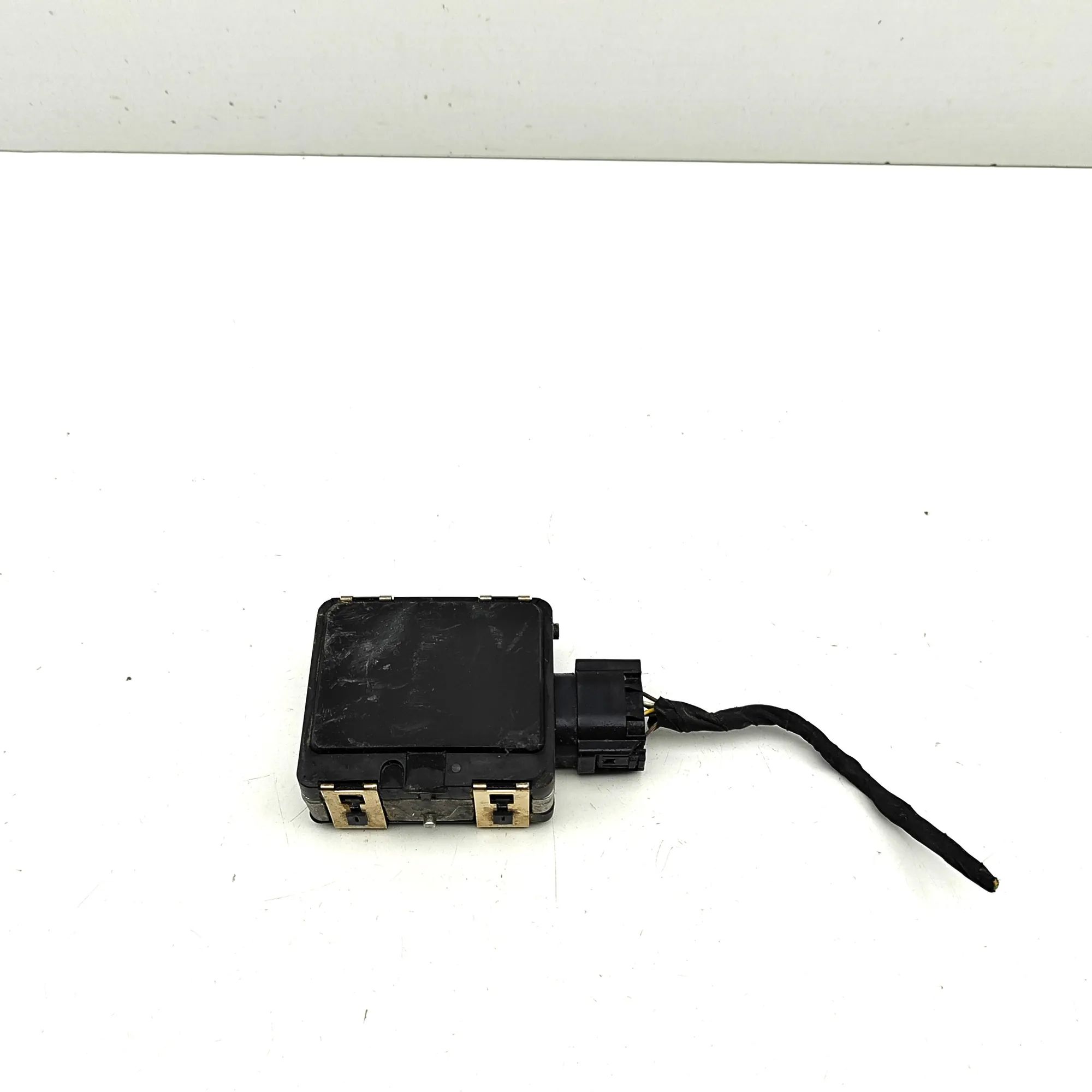 BMW 4 (G22 / G23 / G26)  Distance Radar Sensor 0203305218, 5A592D7 Distance Radar Sensor BMW 4...