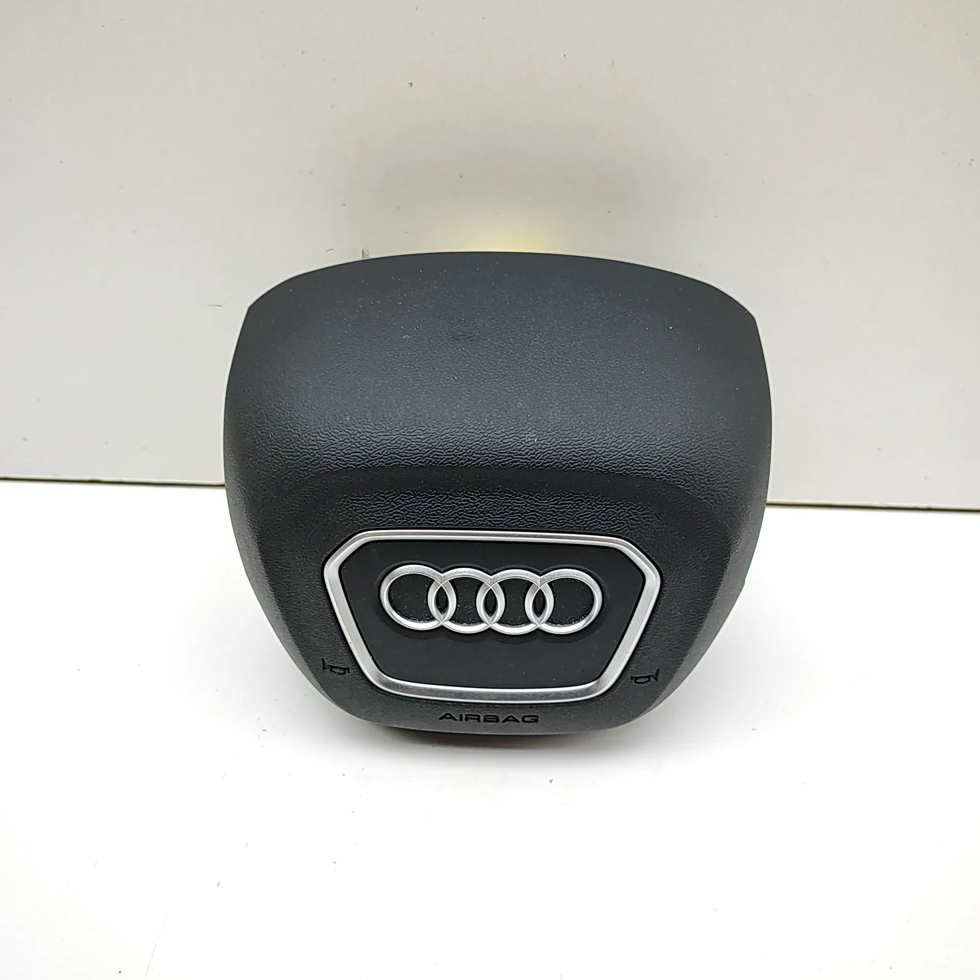 Audi Q3 (F3) Steering Wheel Safety Bag SRS 83A880201N Steering Wheel Safety Bag SRS AUDI Q...