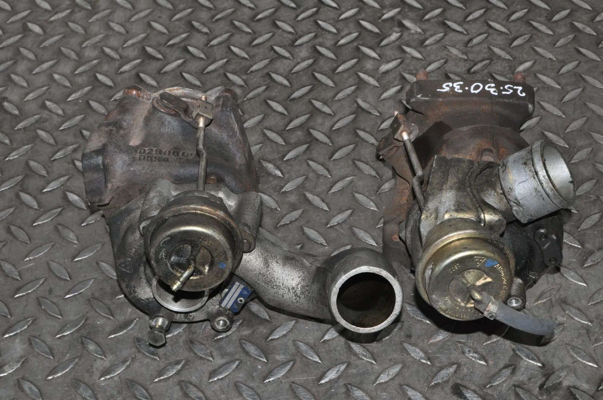 Audi A6 (C5) Turbocharger 078145703L, 078145704L Turbocharger AUDI A6 (4B...