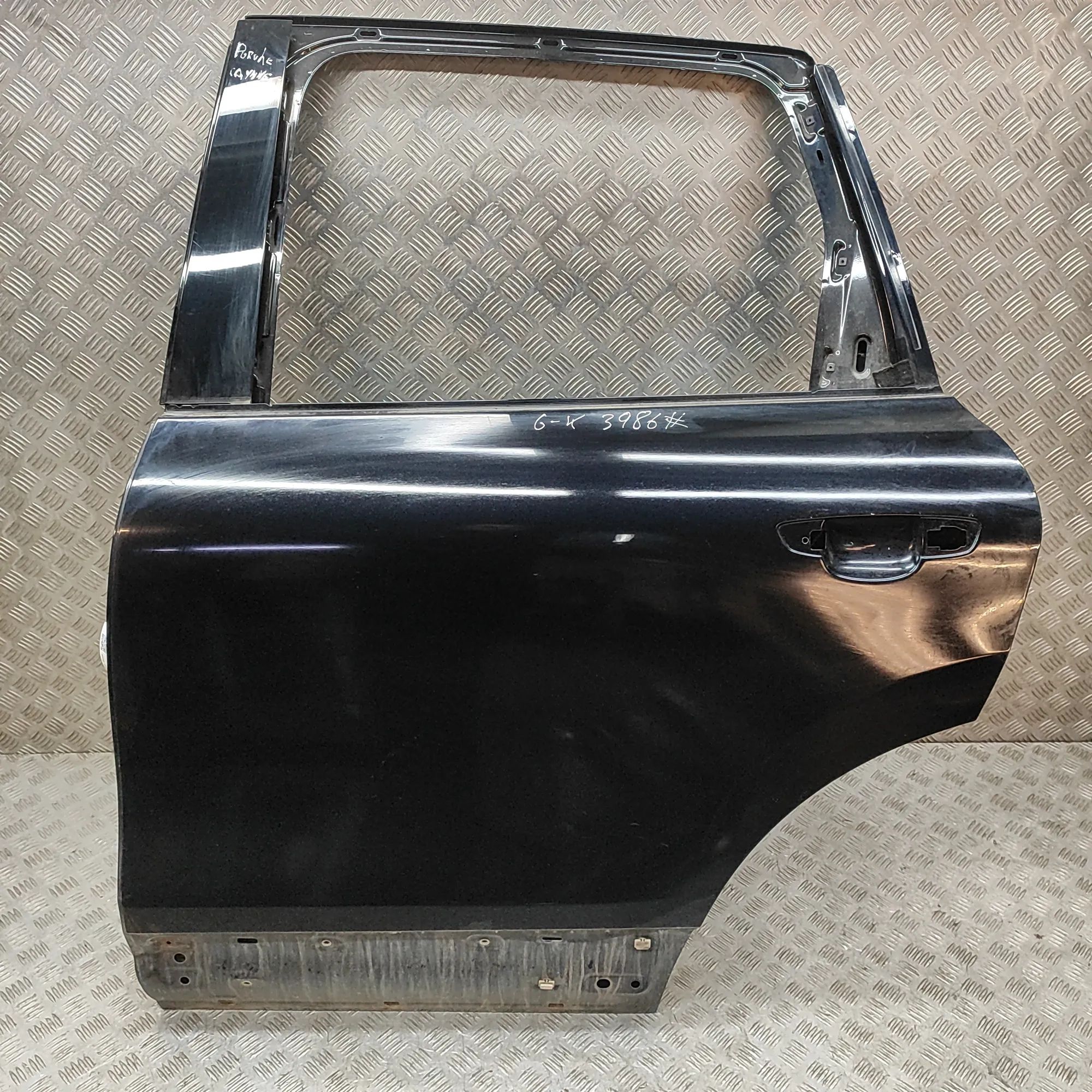 Porsche Cayenne Rear Left Door 7P0833311 Rear Left Door PORSCHE CAYENNE (92A) ...