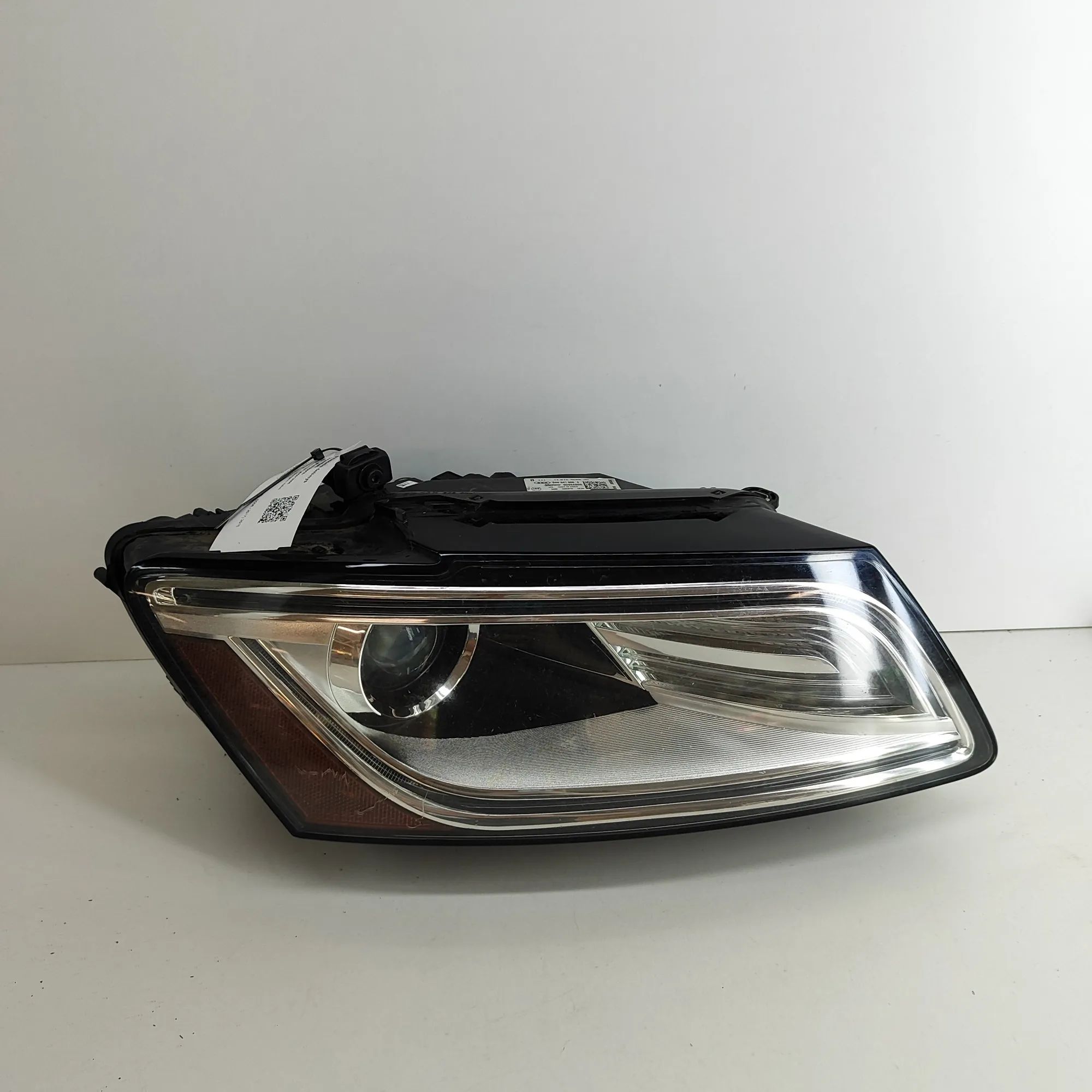 Audi Q5 (8R) Front Right Headlight 8R0941006E Front Right Headlight AUDI Q5 (8R) (...