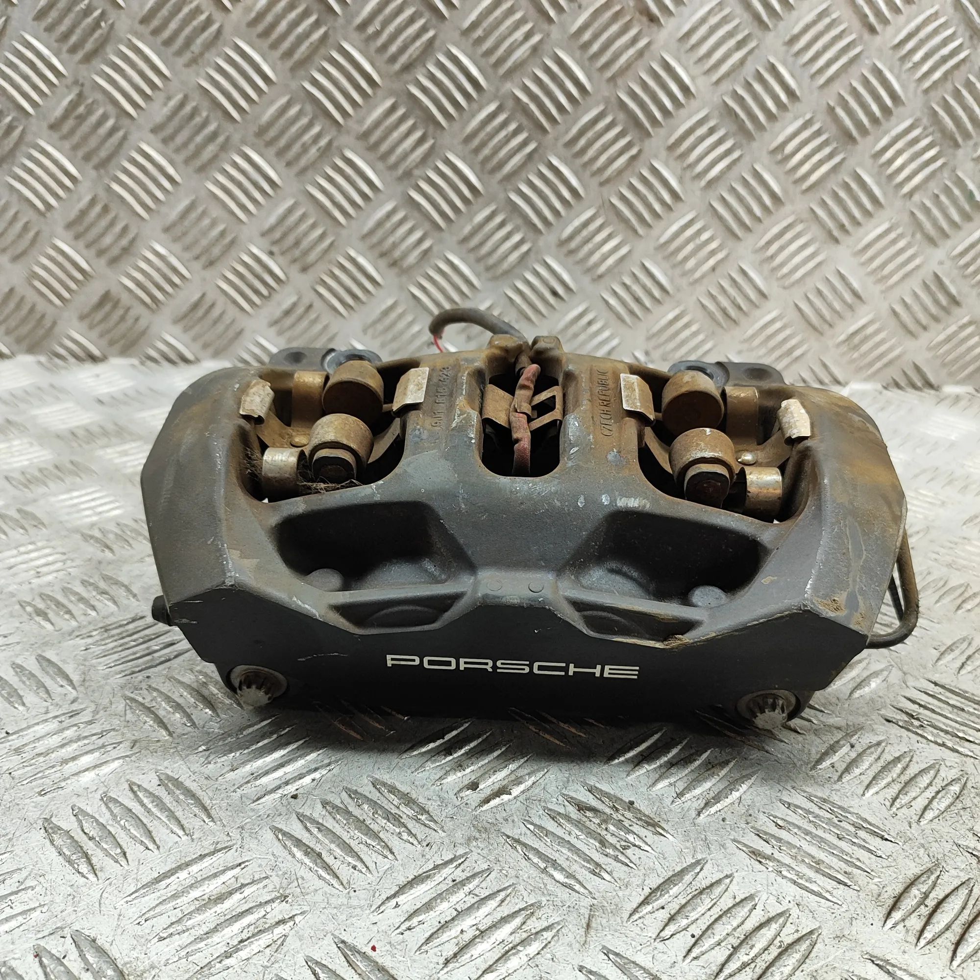 Porsche Taycan Rear Left Brake Caliper 9J1615403AA Rear Left Brake Caliper PORSCHE TAY...