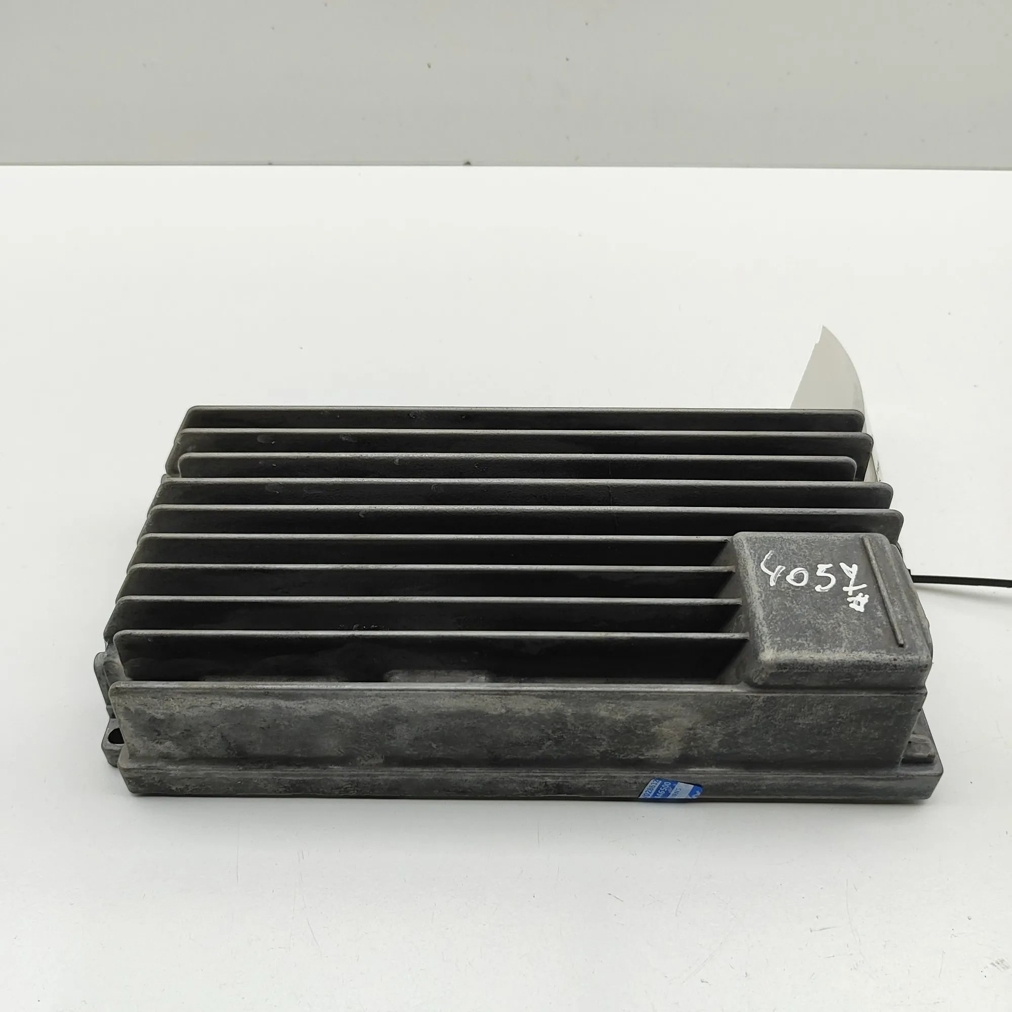 Audi A5 (B8) Sound amplifier 8F1035223 Sound Amplifier AUDI A5 (Cabrio 8F7) ...