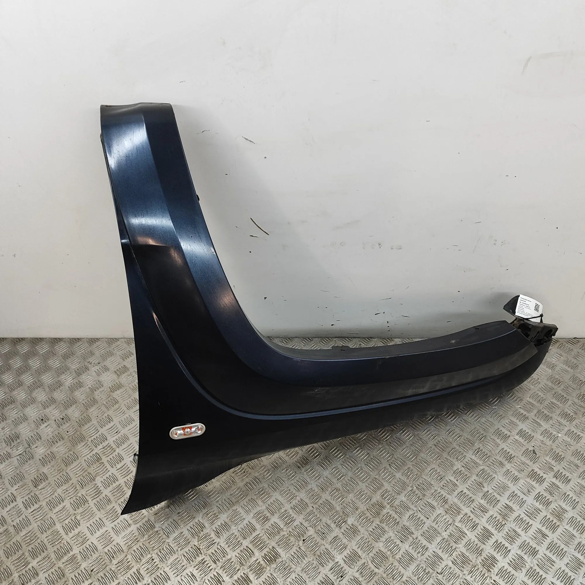 Volkswagen Amarok Front Left Fender 2H6821101 Front Left Fender VW AMAROK (2H_, S1B...