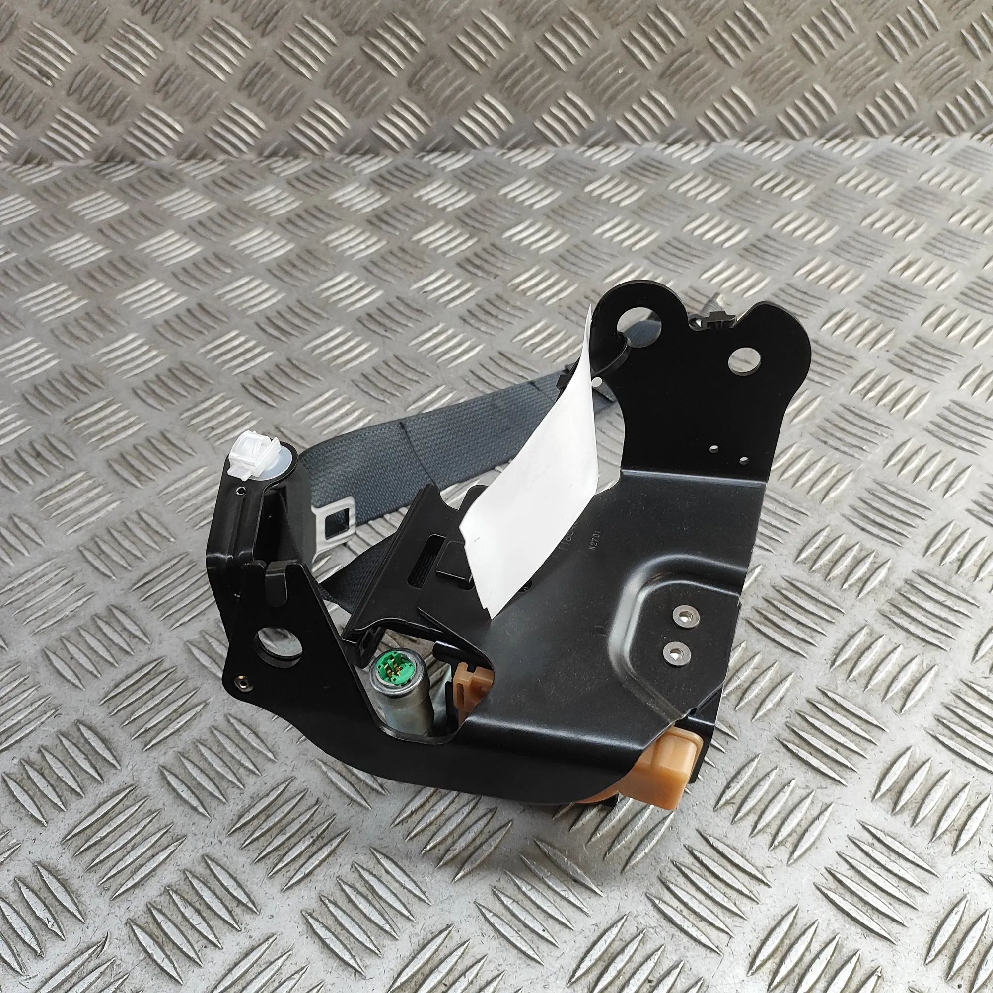 Nissan Ariya Rear Left Seatbelt TK-AH0-EG822 Rear Left Seatbelt NISSAN ARIYA (F...
