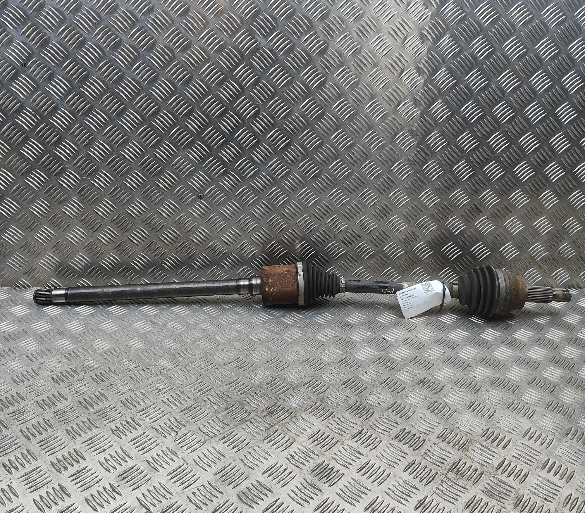Jaguar F-Pace Front Right Driveshaft HK83-3N128-AA Front Right Driveshaft JAGUAR F-P...