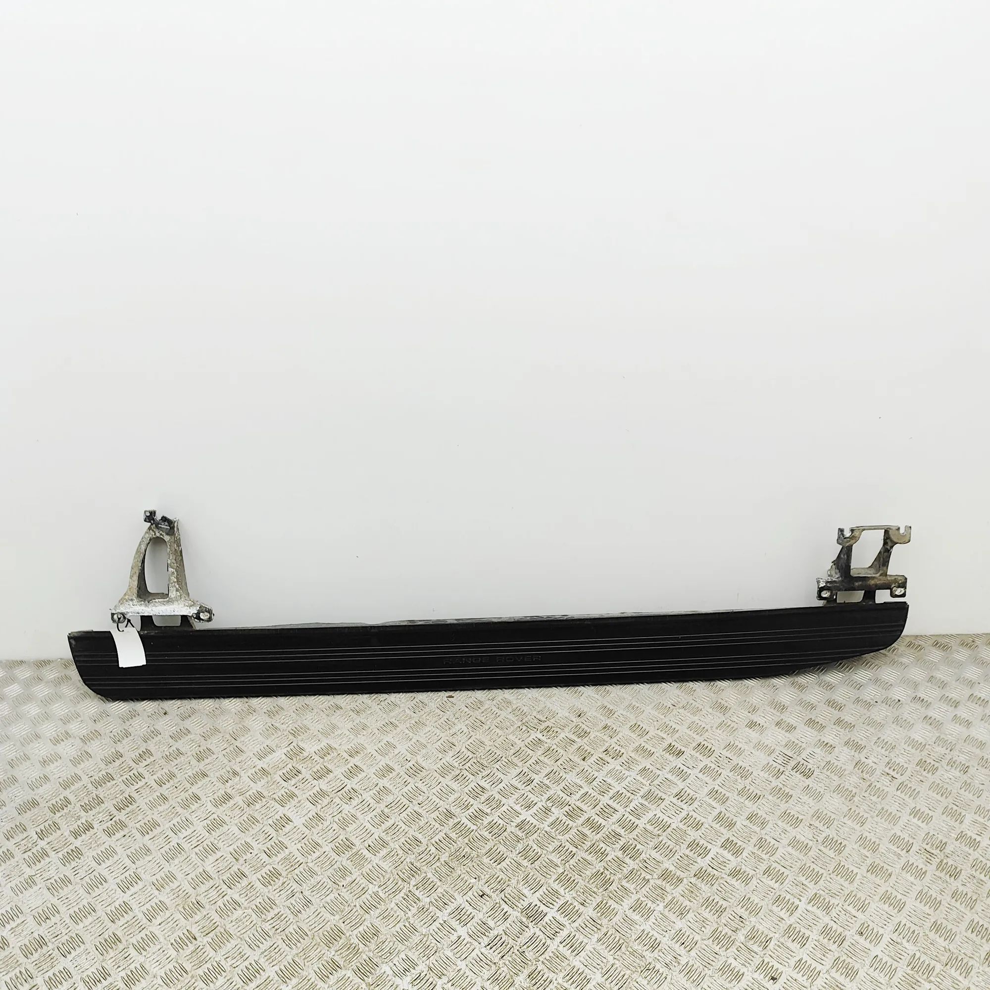 Land Rover Range Rover Sport (L494) Right Side Sideskirt CK5M-16A470-AB Right Side Sideskirt LAND ROVER ...