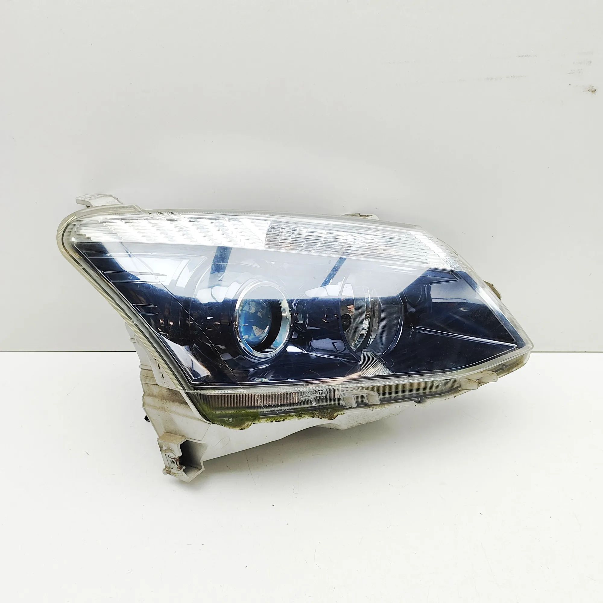 Isuzu D-Max Front Right Headlight 8982222793 Front Right Headlight ISUZU D-MAX (I...
