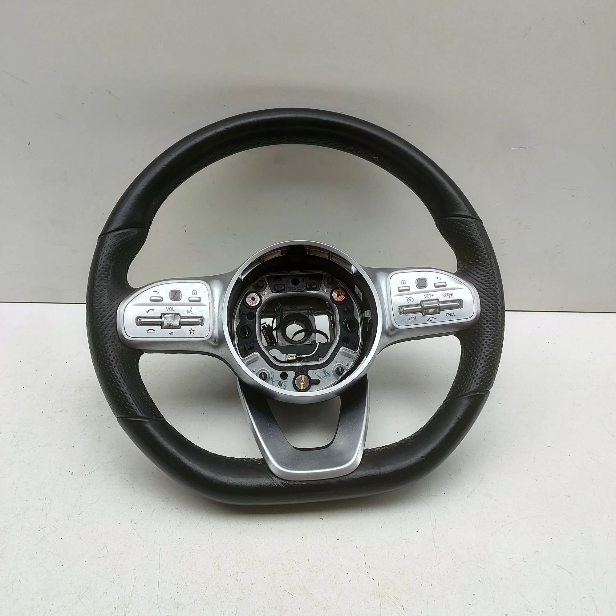 Mercedes-Benz GLE (W167) steering wheel A0050004799, A0004609102 Steering Wheel MERCEDE...