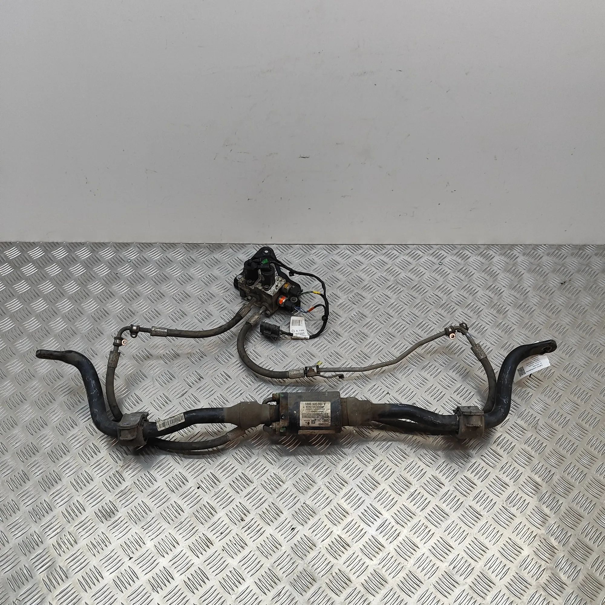 Mercedes-Benz ML / GLE (W166) Rear Anti Roll Bar A1664402005 Rear Anti Roll Bar MERCEDES-BENZ GL...