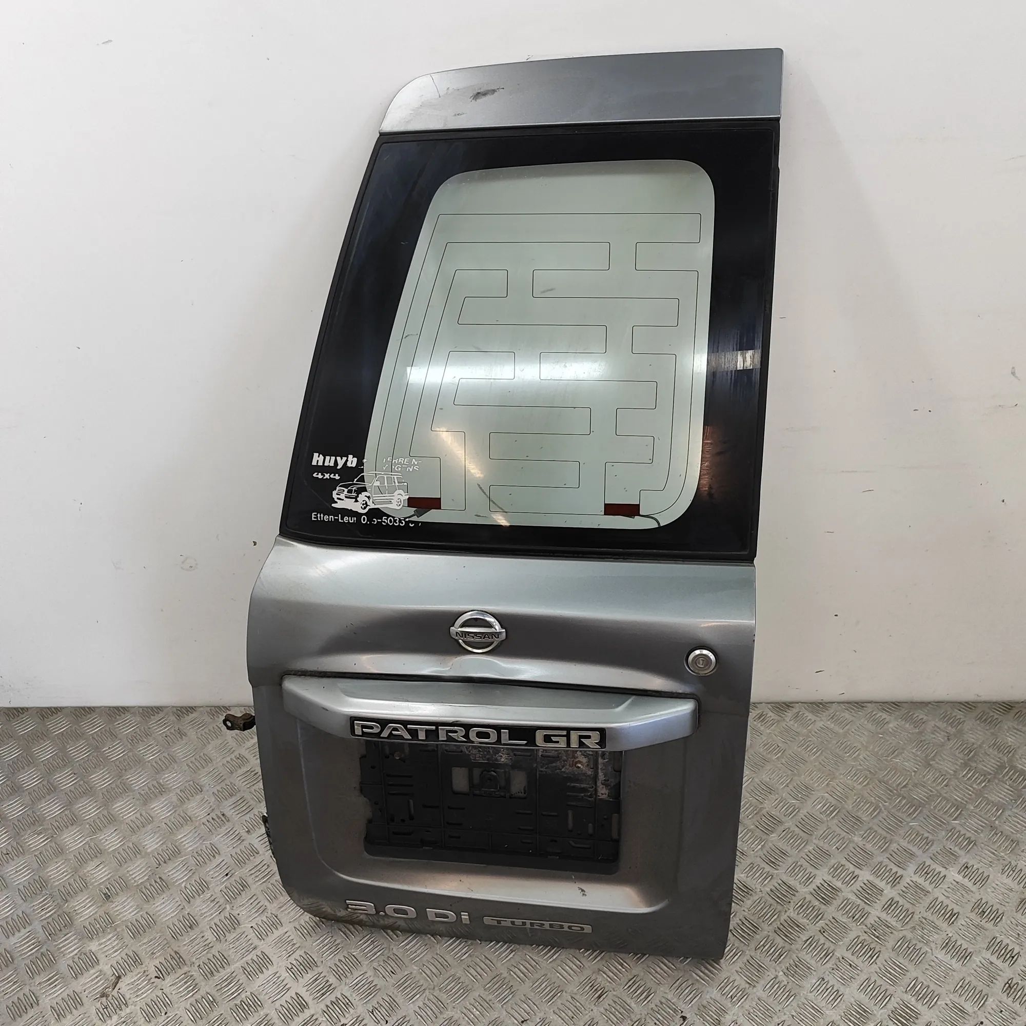Nissan Patrol (Y61) Rear Left Door 90101-VB100 Rear Left Door NISSAN PATROL (GR V ...