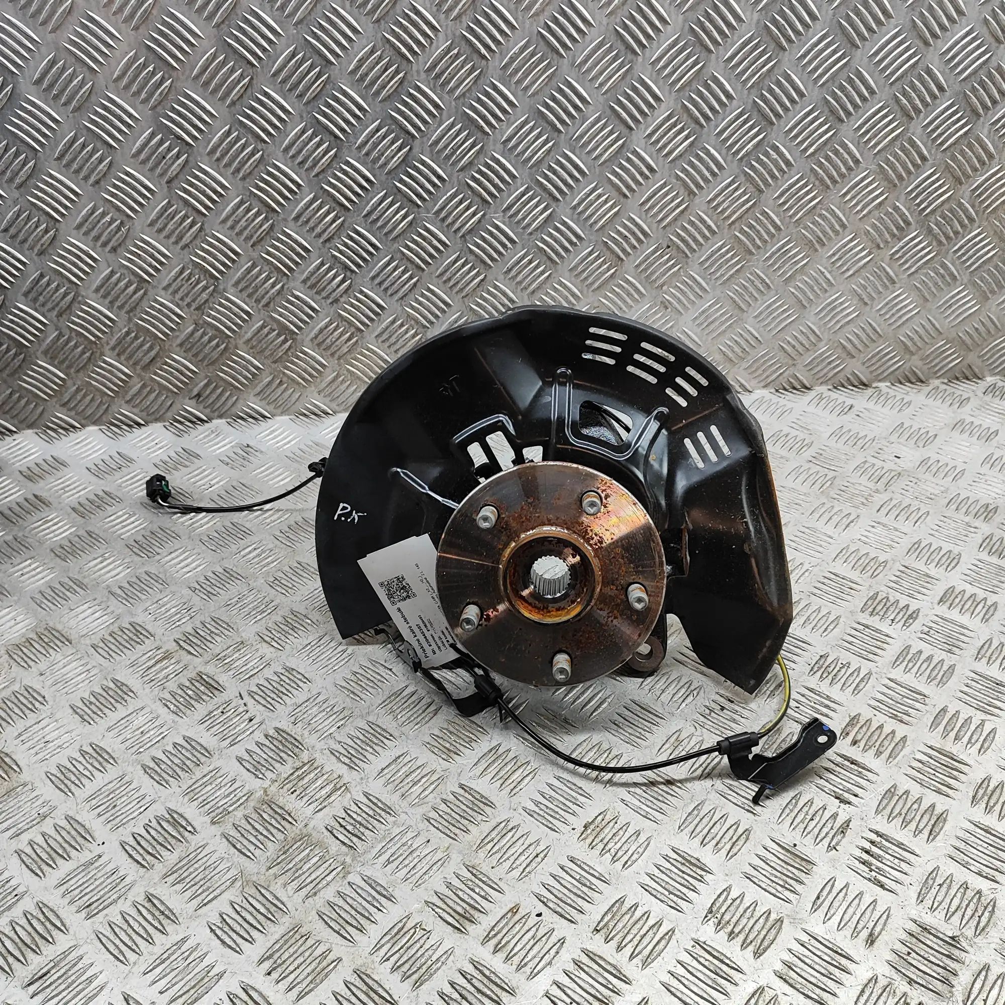 Toyota C-HR Front Left Wheel Hub 43212-F4050 Front Left Wheel Hub TOYOTA C-HR (_...