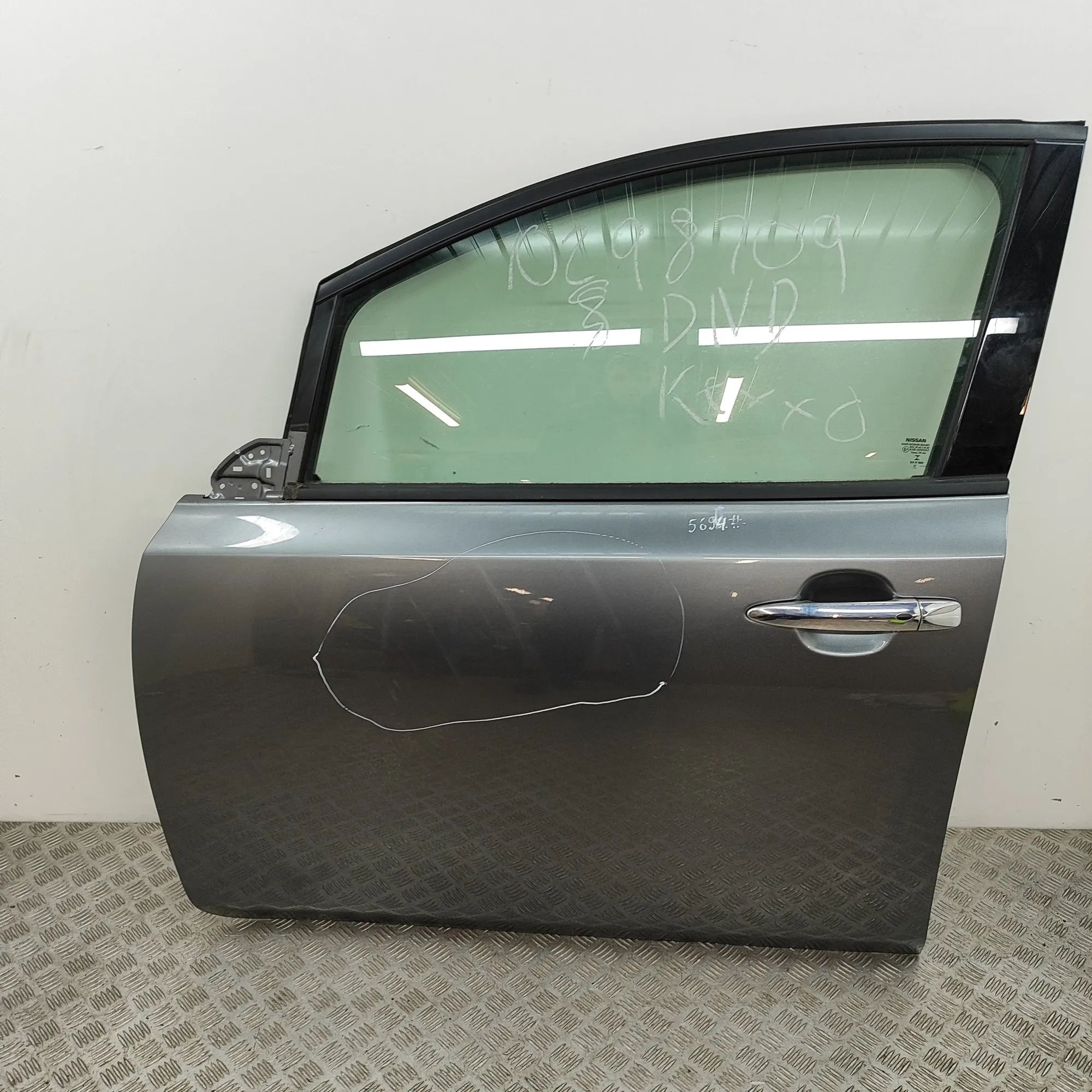 Nissan Leaf Front Left Door H0101-5SEMA Front Left Door NISSAN LEAF (ZE1) (...